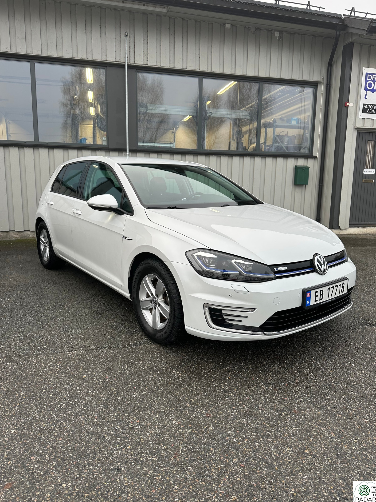 VOLKSWAGEN GOLF Exclusive (K)