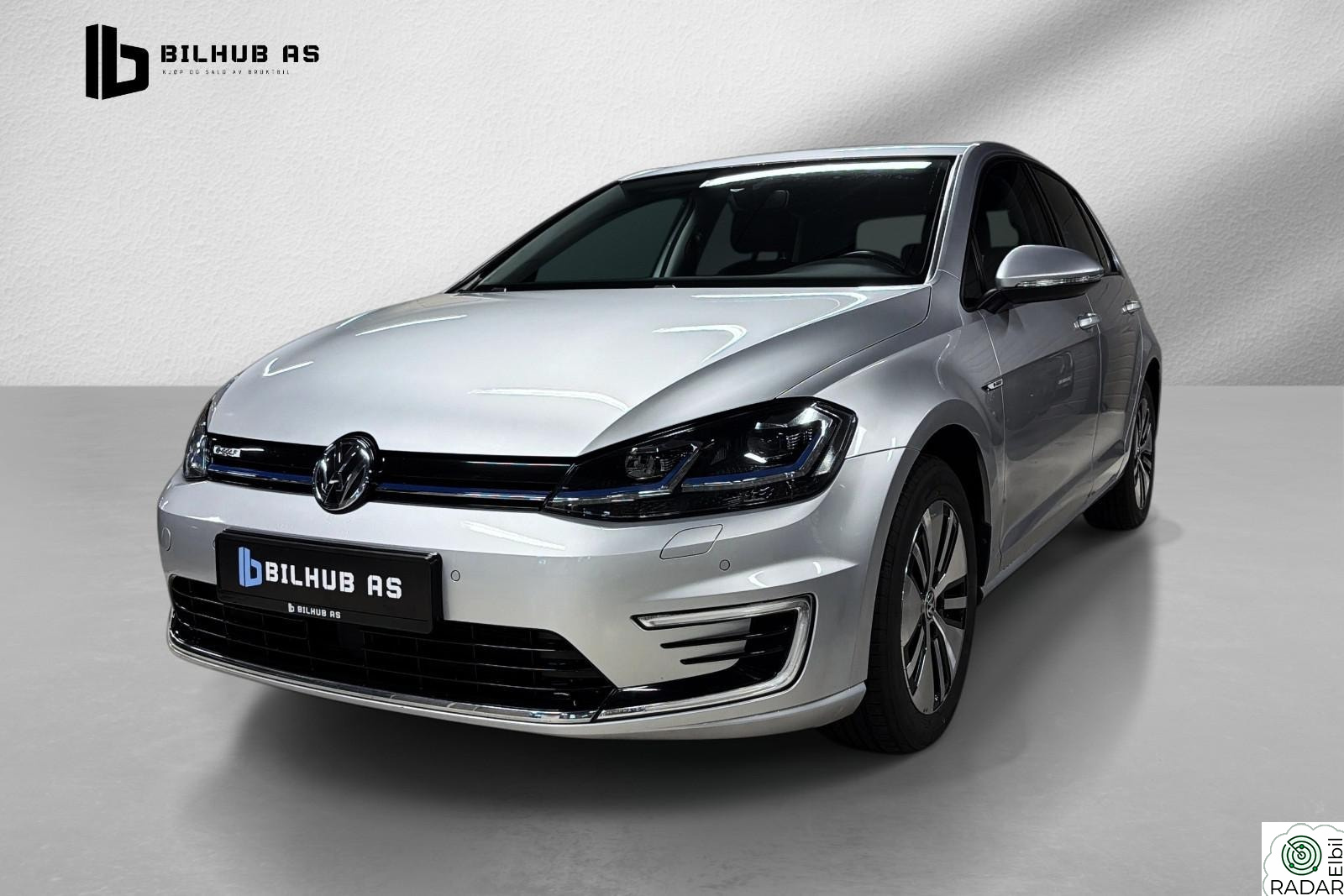 VOLKSWAGEN GOLF Exclusive 300km. | 1eier Skinn ActiveInfo Keyless ++