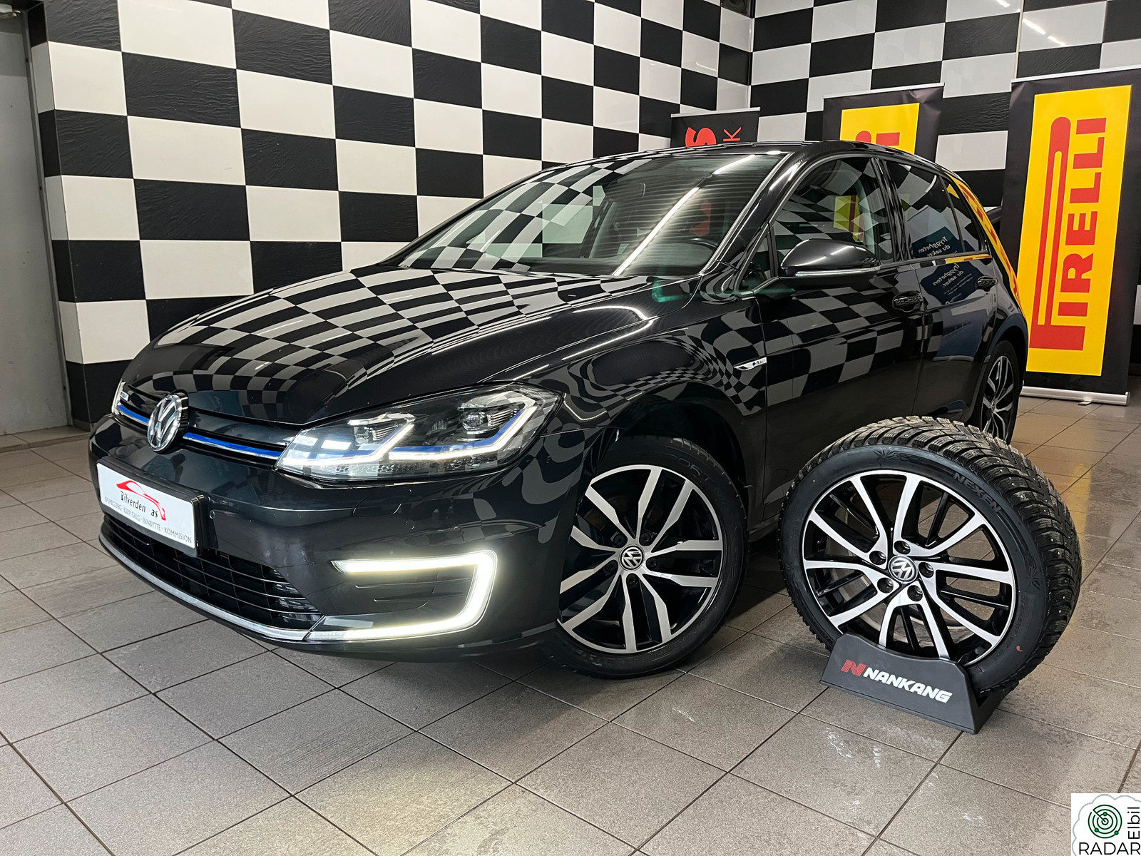 VOLKSWAGEN GOLF E-GOLF*100KW*300KM*EXCLUSIVE*ALT++*NY SERVICE*NY EU