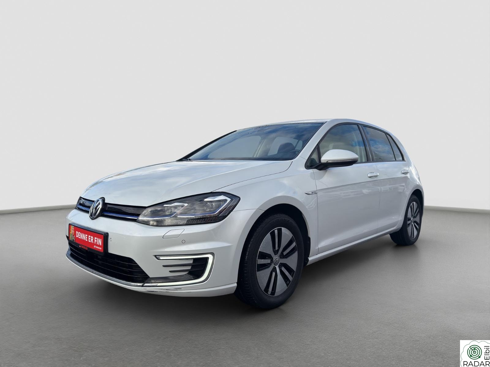 VOLKSWAGEN GOLF GOLF Exclusive/Skinn/R.kamera/ACC/DAB+/Carplay/Navi++