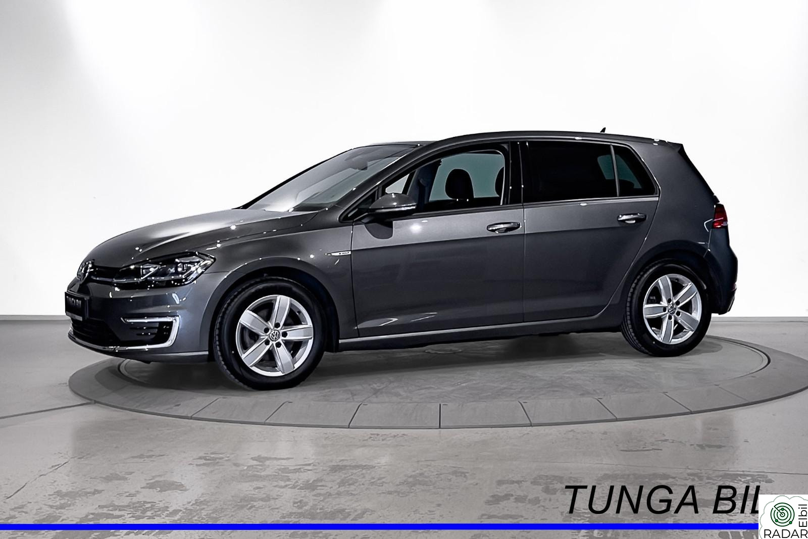 VOLKSWAGEN GOLF Exclusive, Skinn, ACC, Ryggekamera | kr. 1.490,-/mnd
