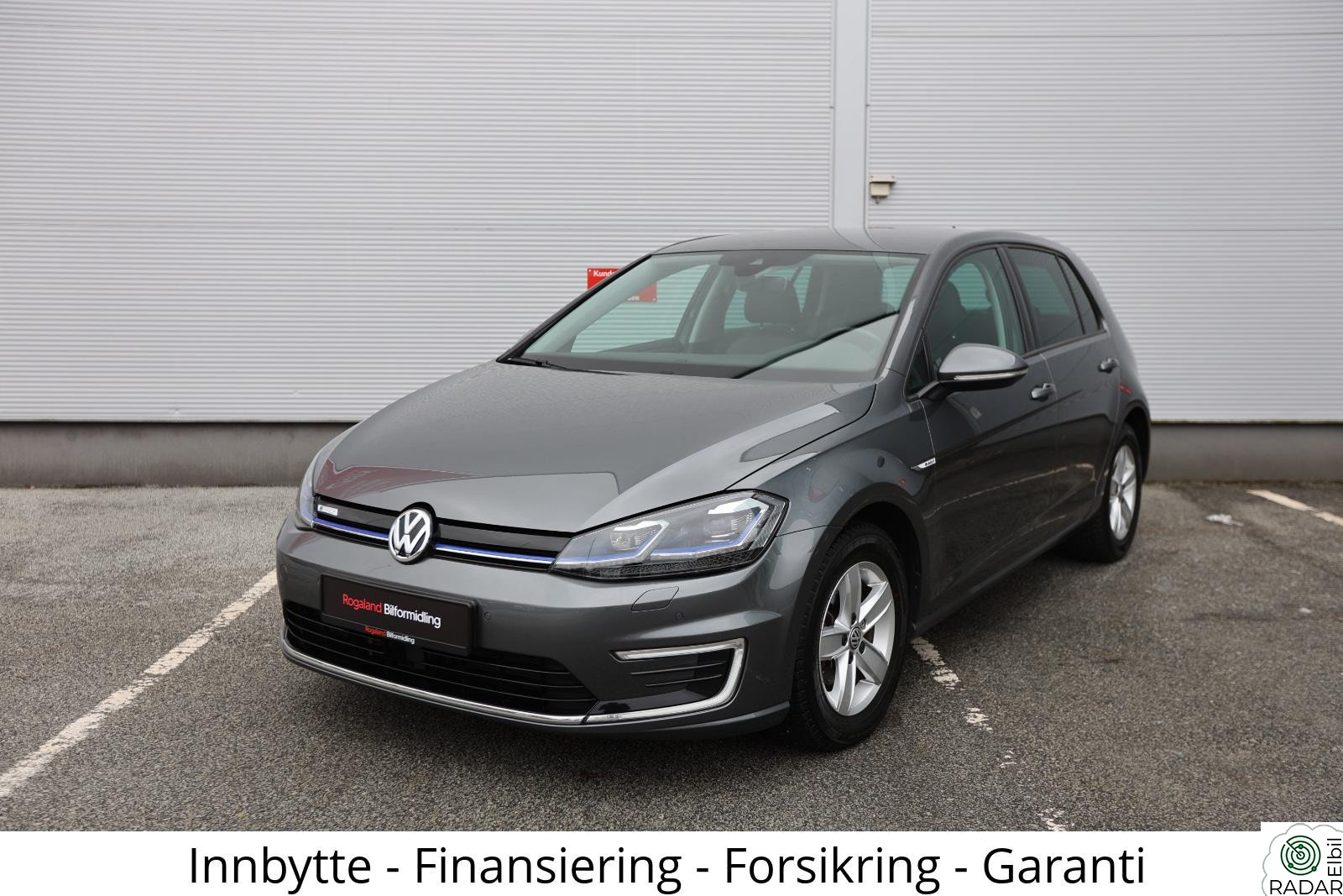 VOLKSWAGEN GOLF E-Golf/230KM/ACC/Exclusive/Skinn/Activeinfo/Kamera++