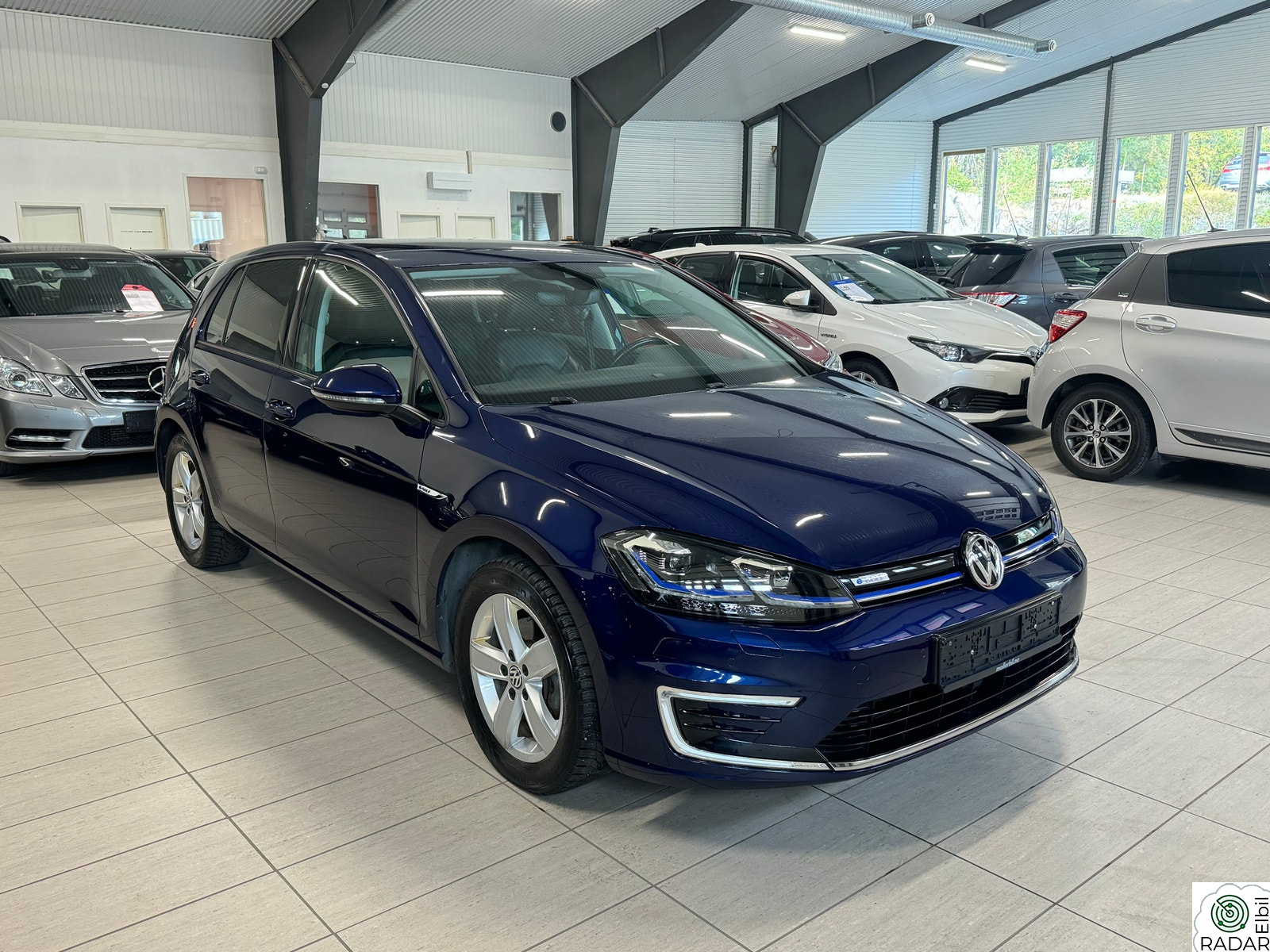 VOLKSWAGEN GOLF Exclusive (K)