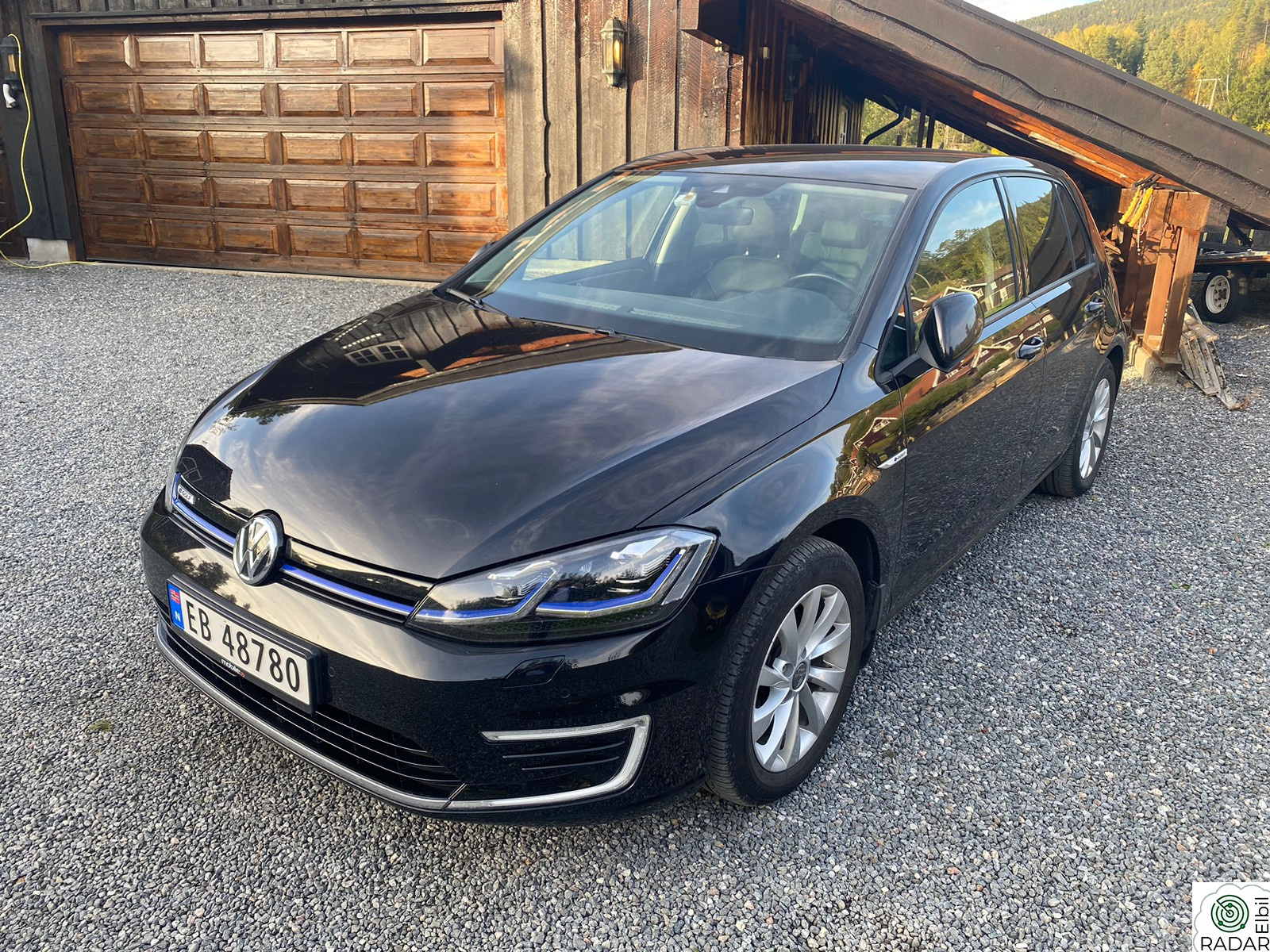VOLKSWAGEN GOLF E-GOLF 136hk/300KM KEYLESS/SKINN/ACTIVE INFO/KAMERA/LED