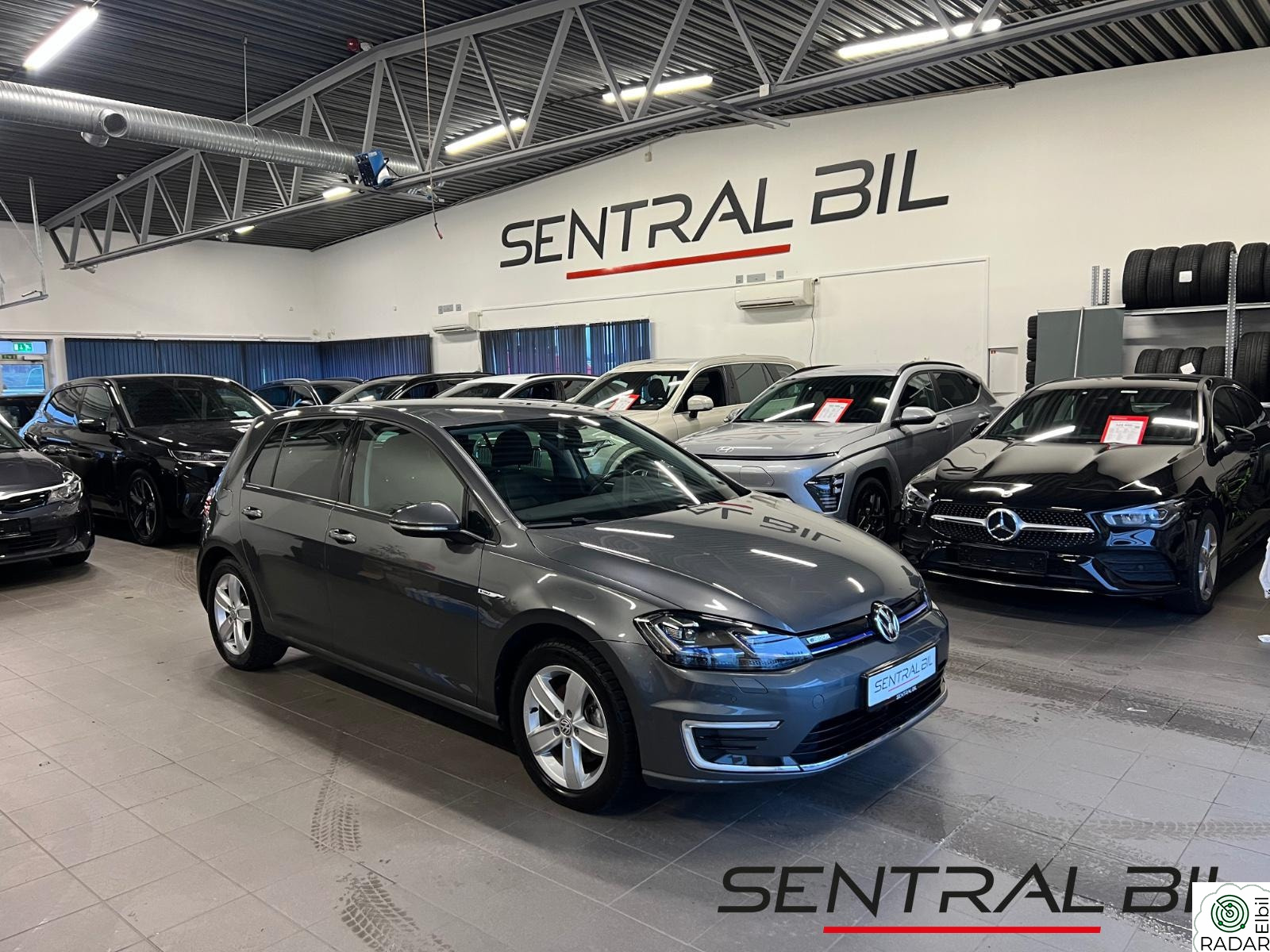 VOLKSWAGEN GOLF E-GOLF/NORSK BIL/KAMERA/KEYLESS/SKINN/SIKKERHETSPAKKE++