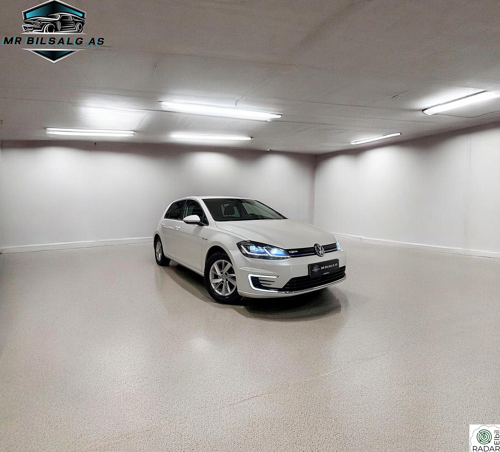 VOLKSWAGEN GOLF Exclusive / 300 km / Eu 2028