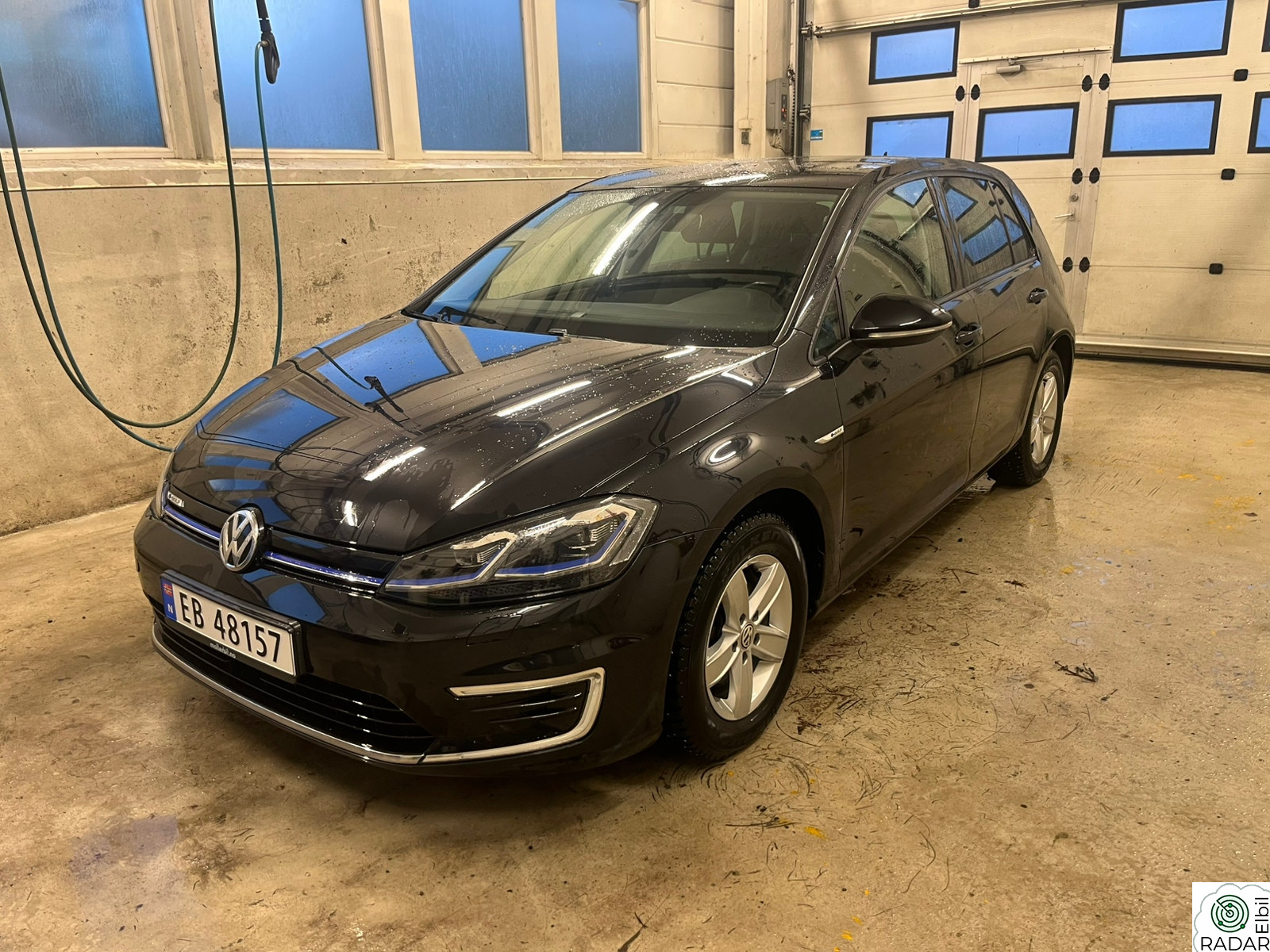 VOLKSWAGEN GOLF 300km, ACC, Varmepumpe, Velholdt
