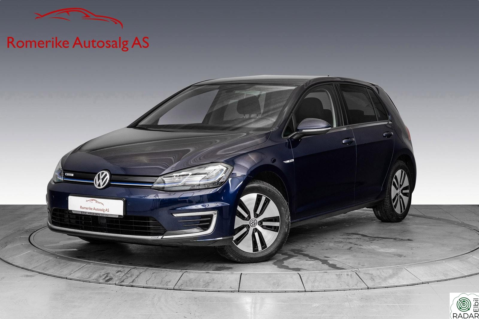 VOLKSWAGEN GOLF ACC/ Front assist/ Stor navi/ R.kamera/ Eu 2.år