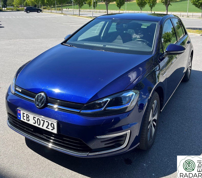 VOLKSWAGEN GOLF 136hk