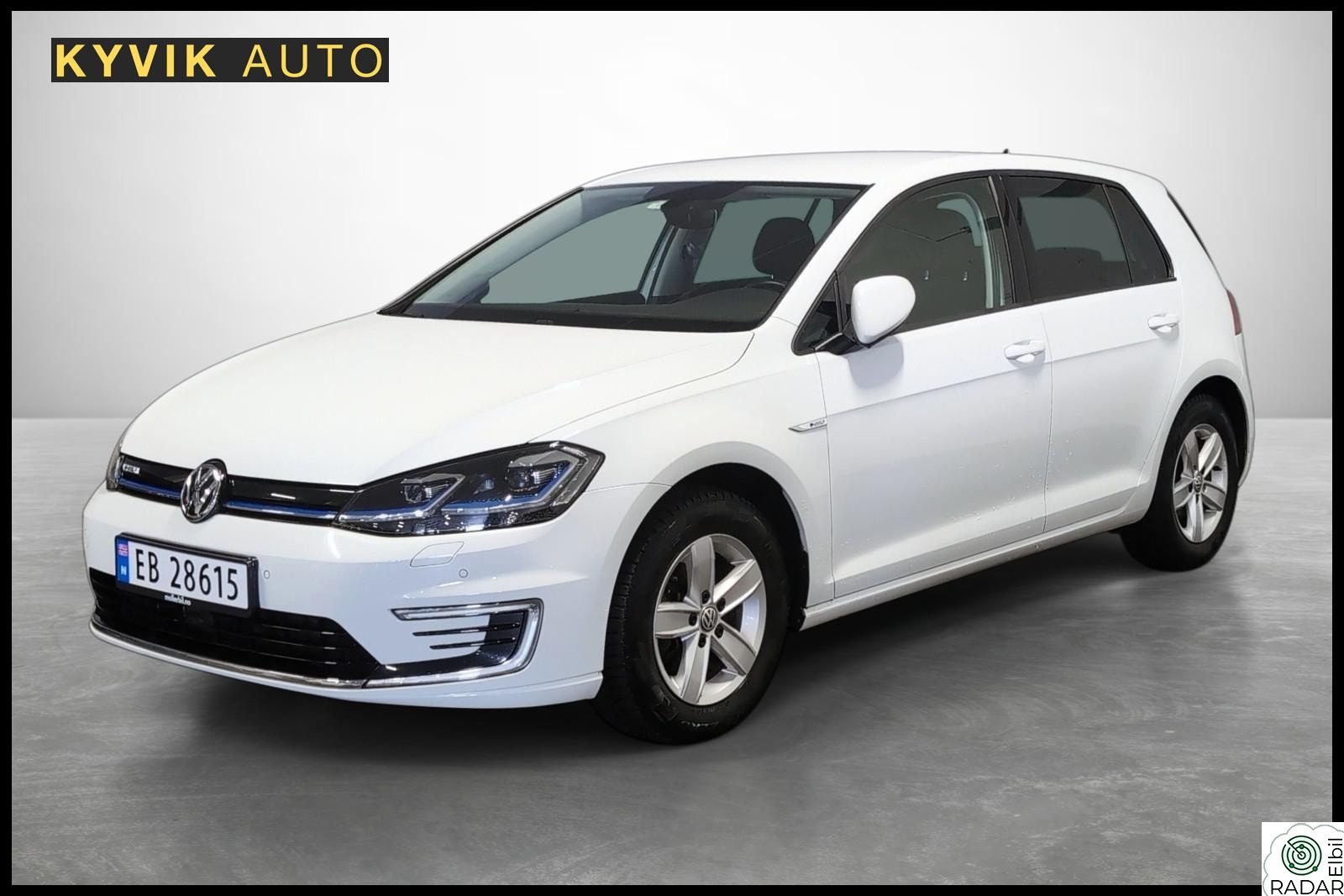 VOLKSWAGEN GOLF / KEYLESS / NAVI / R.KAMERA / ACC / NY.EU++
