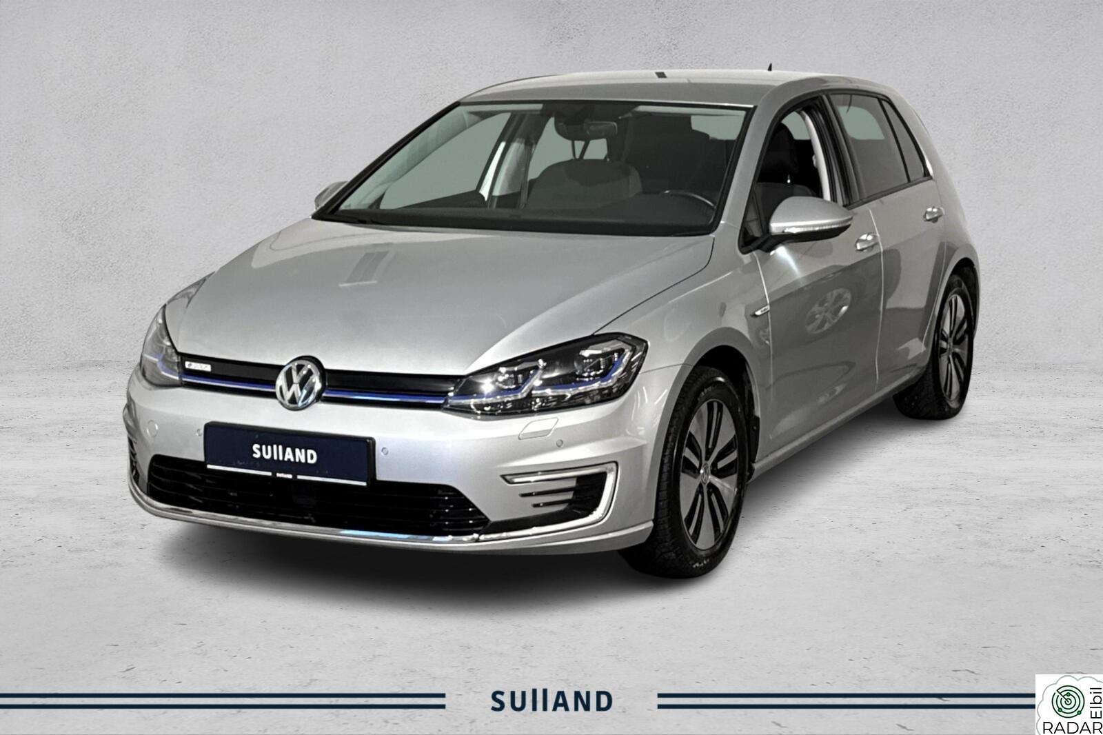 VOLKSWAGEN GOLF E-golf 136 hk/ Kamera/ Apple Carplay/ ACC/ ++