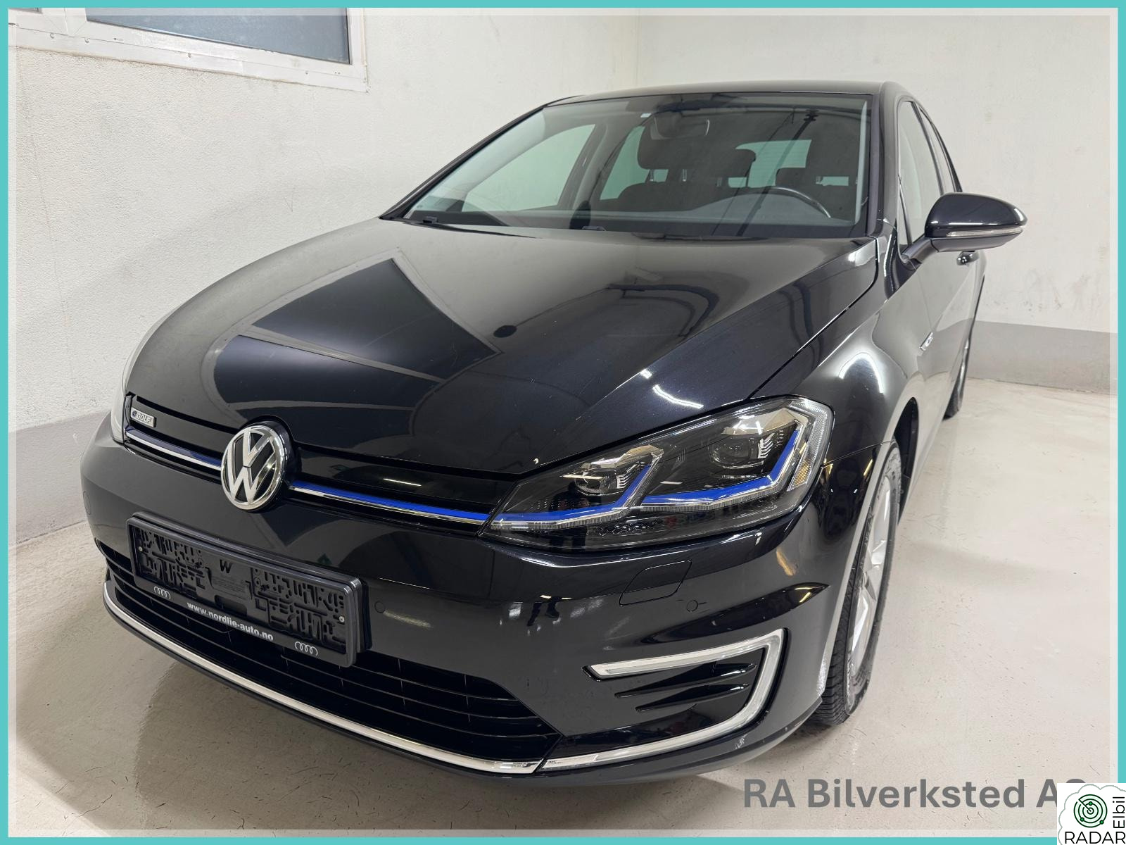 VOLKSWAGEN GOLF 100 KW - ACC - NAVI - BT - DAB+ - R.KAMERA - CARPLAY+++