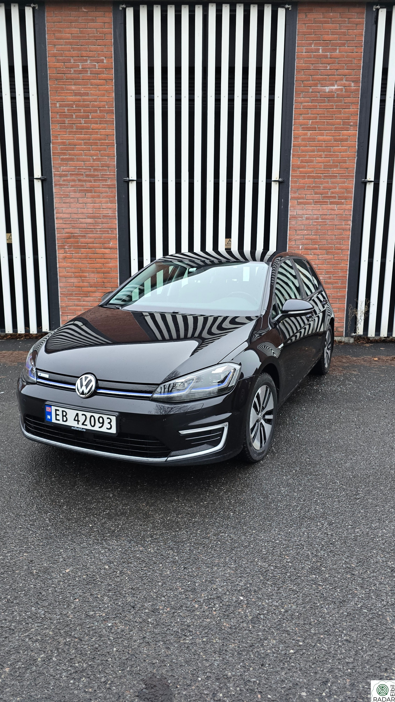 VOLKSWAGEN GOLF e-GOLF | Keyless | Ryggekamera | 2 hjulsett | NyService