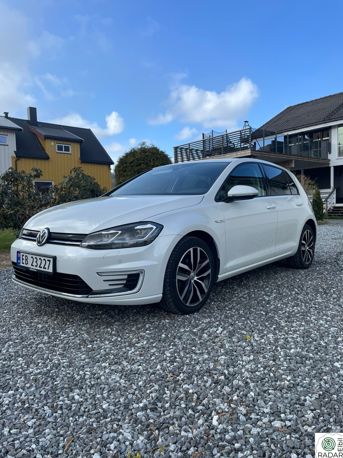 VOLKSWAGEN GOLF E-Golf 136HK Final Edition