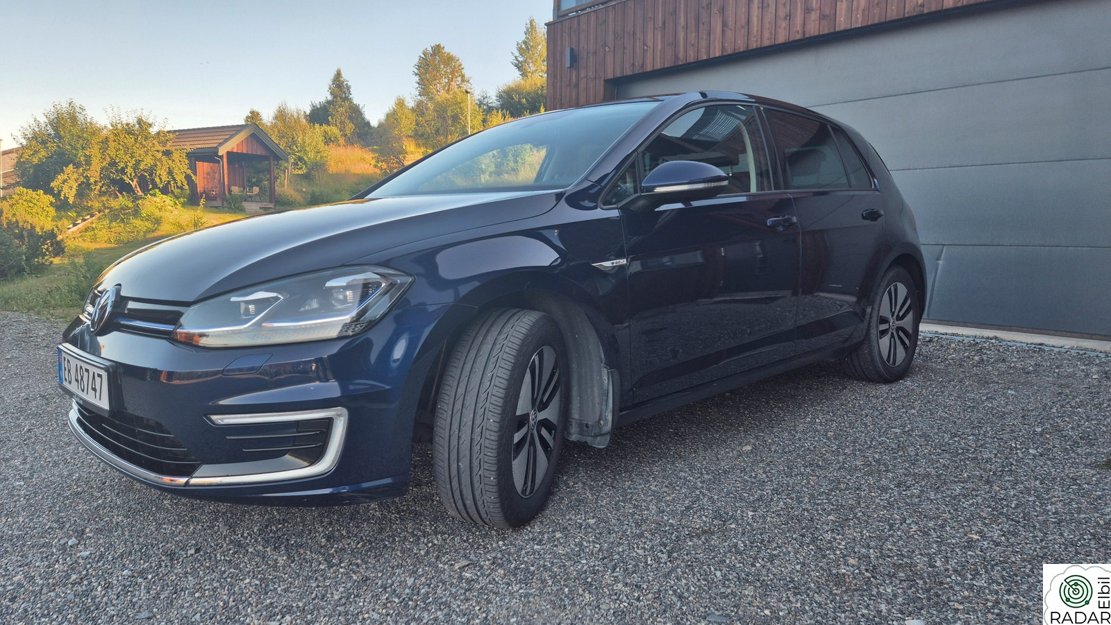 VOLKSWAGEN GOLF (K)