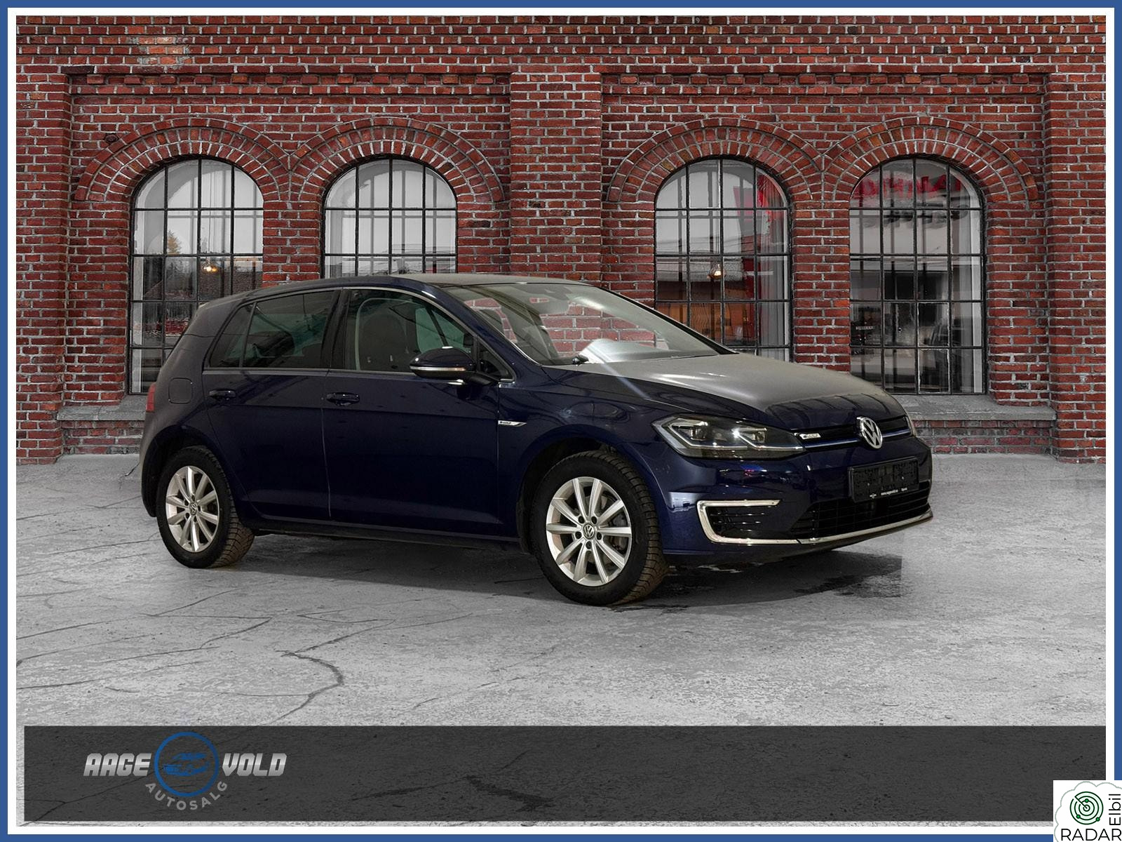 VOLKSWAGEN GOLF eGolf - Skinnseter - Varmepumpe - Garanti - En eier -