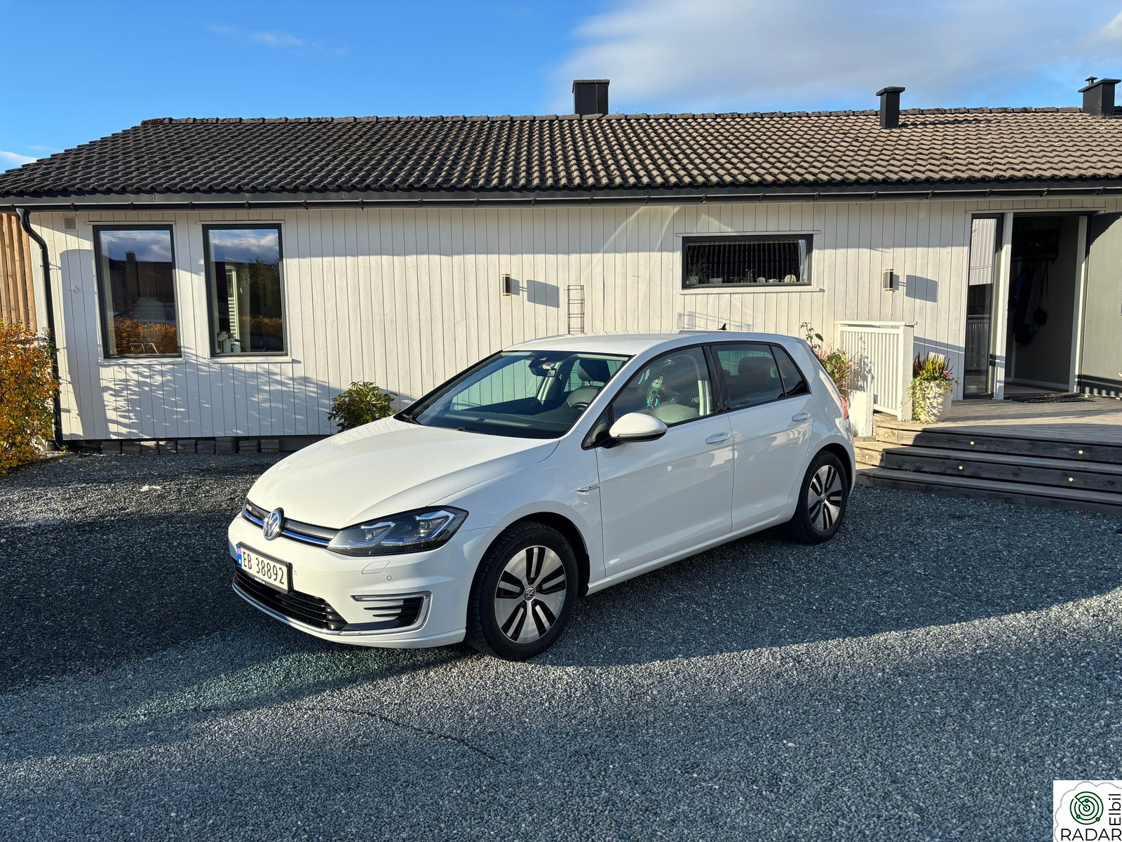 VOLKSWAGEN GOLF E-golf 136 hk exclusive  Kamera/Active Info/Skinn/ACC++