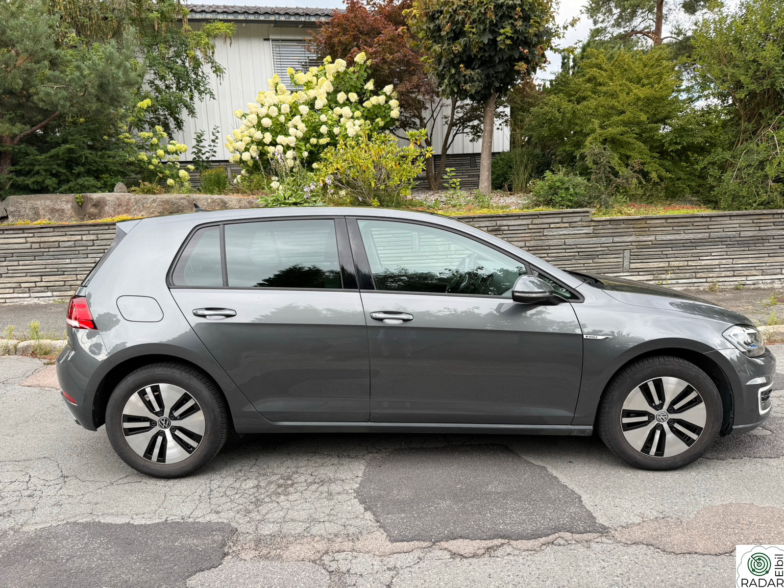 VOLKSWAGEN GOLF e-golf