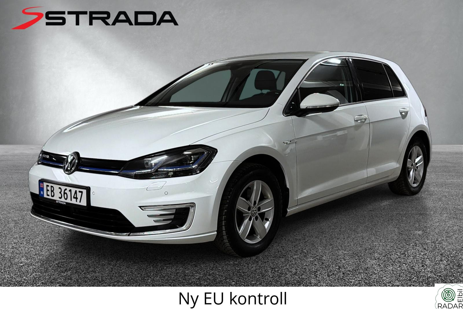 VOLKSWAGEN GOLF Exclusive/ACC/Skinn/Infodisplay/R.Kam/Varmepumpe/300km