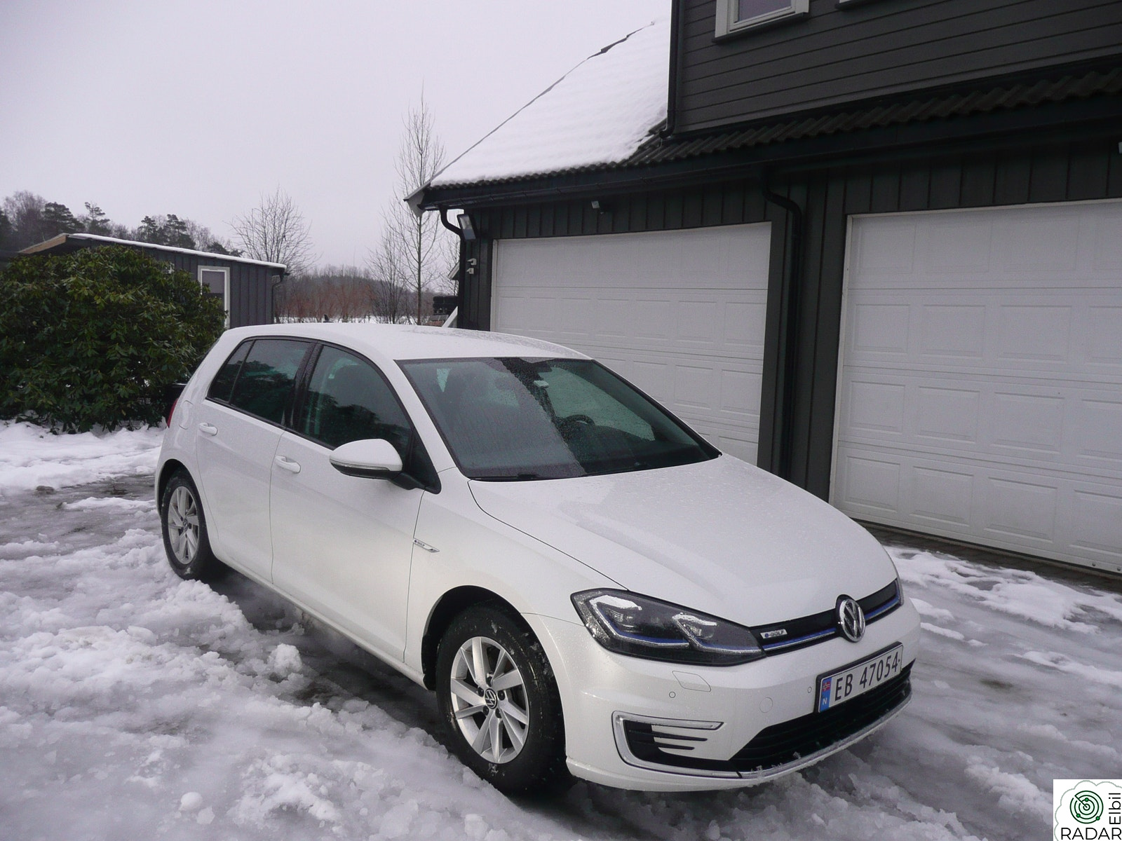 VOLKSWAGEN GOLF EL 136hk, Navi, kamera, klima, eu-ok