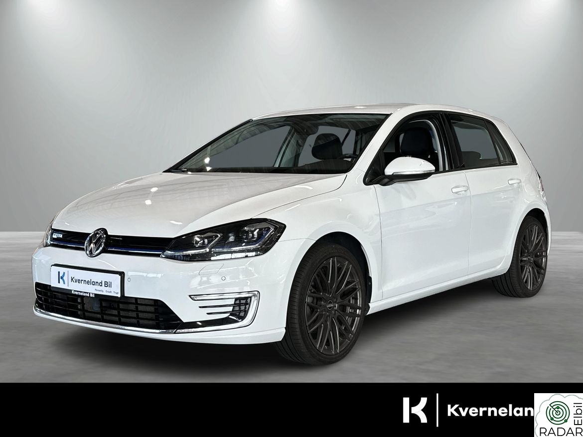 VOLKSWAGEN GOLF 231 km. ACC V.pumpe Garanti ++