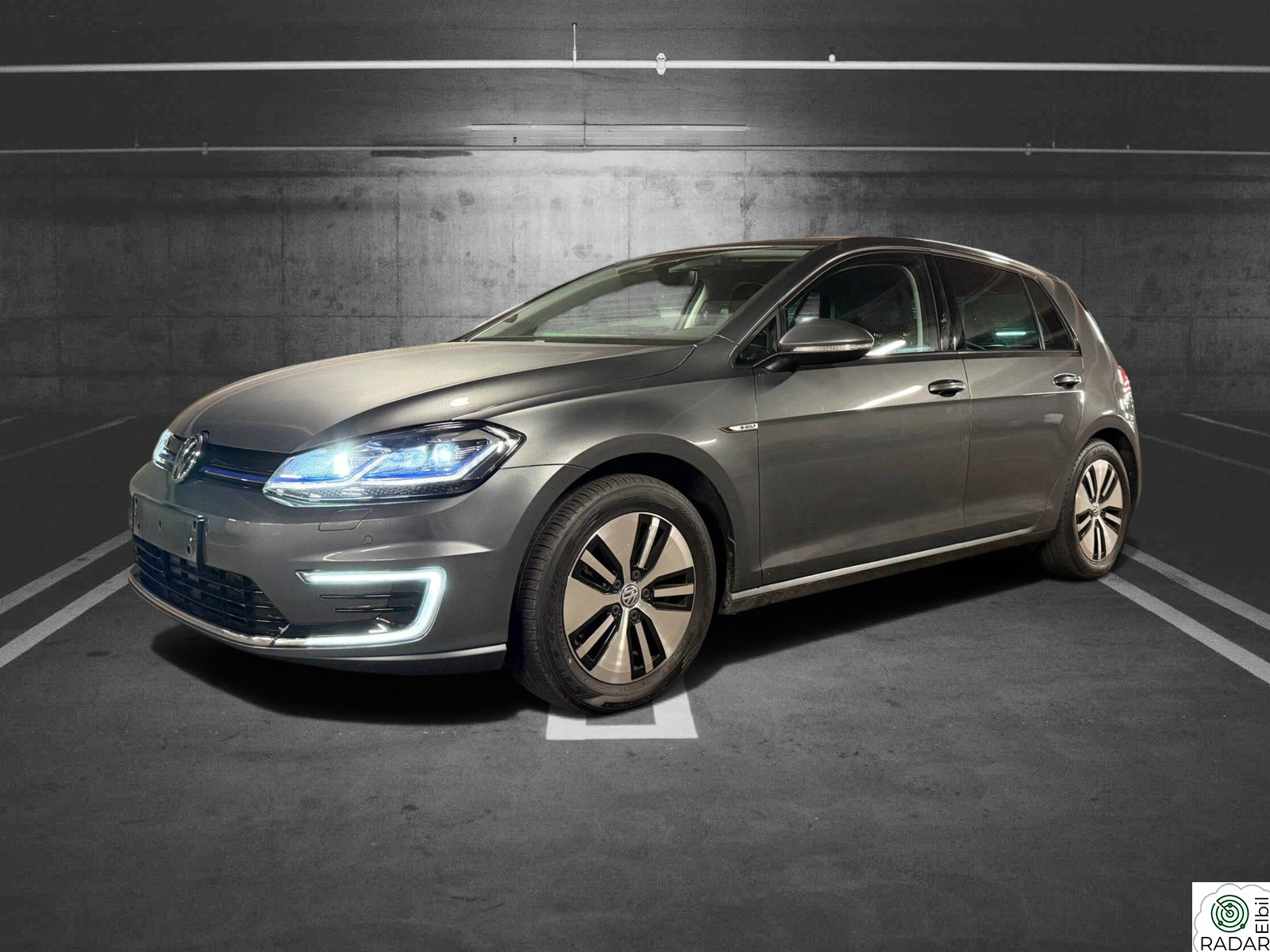 VOLKSWAGEN GOLF Exclusive/Active info Display/skinn/ACC/Ryggekam/Navi