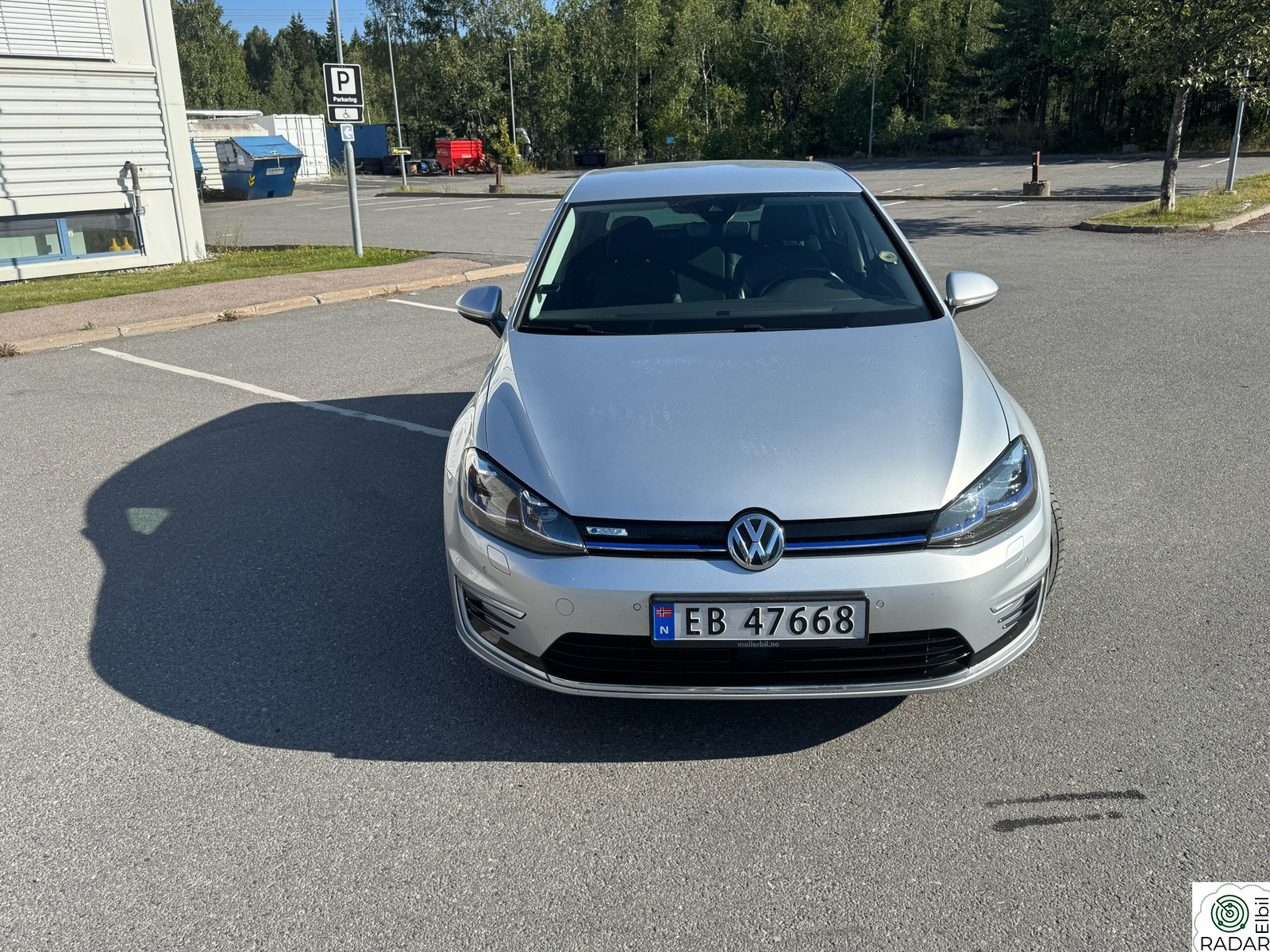 VOLKSWAGEN GOLF (K)