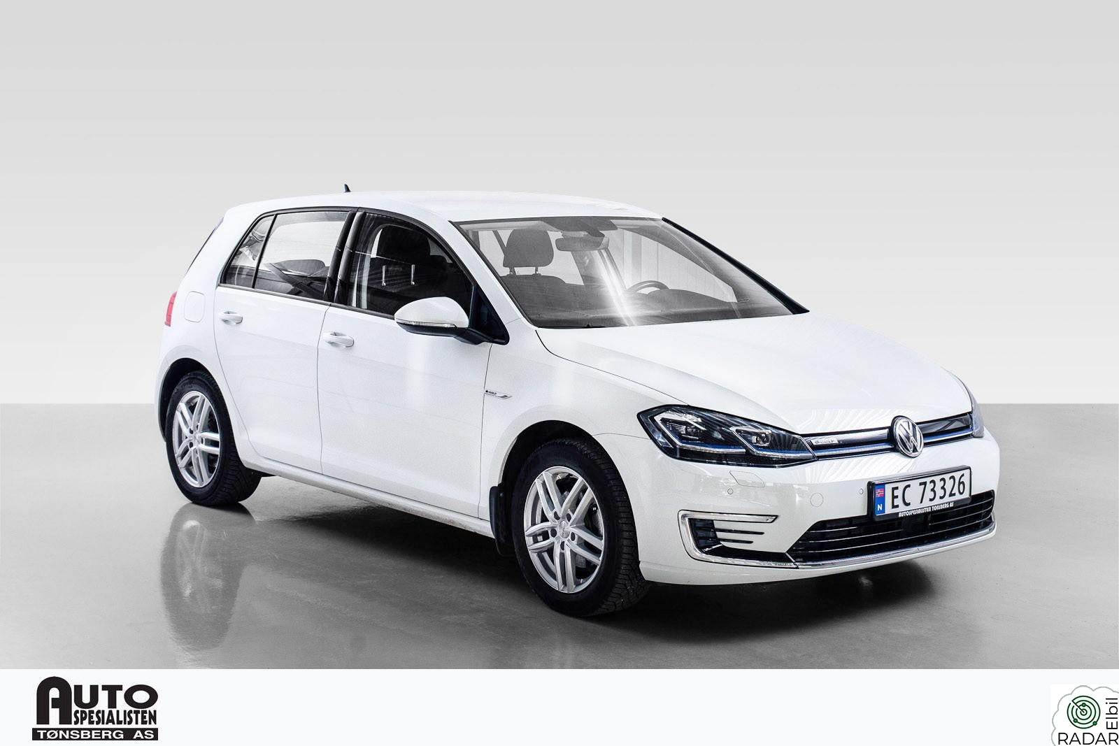 VOLKSWAGEN GOLF 231KM ACC ACTIVE-INFO LAV KM NAVI LED/XENON++