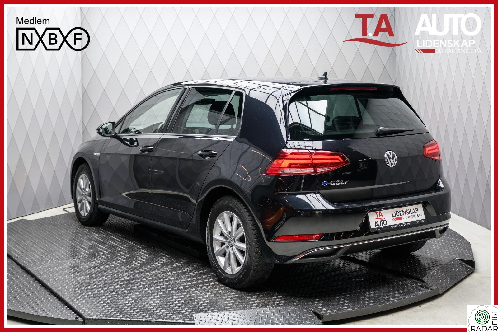 VOLKSWAGEN GOLF E 136HK ADAPTIV CRUISE KAMERA VARMEPUMPE ACTIVE INFO