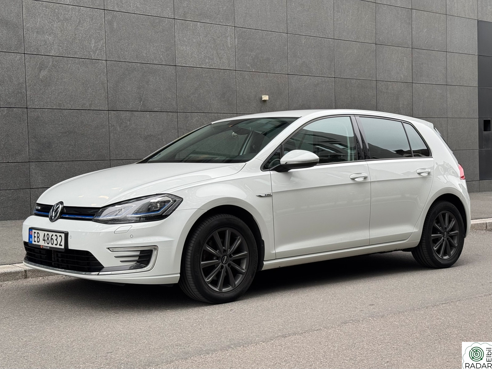VOLKSWAGEN GOLF e-Golf / Varmepumpe / 300km / Norsk / Garanti / EU26