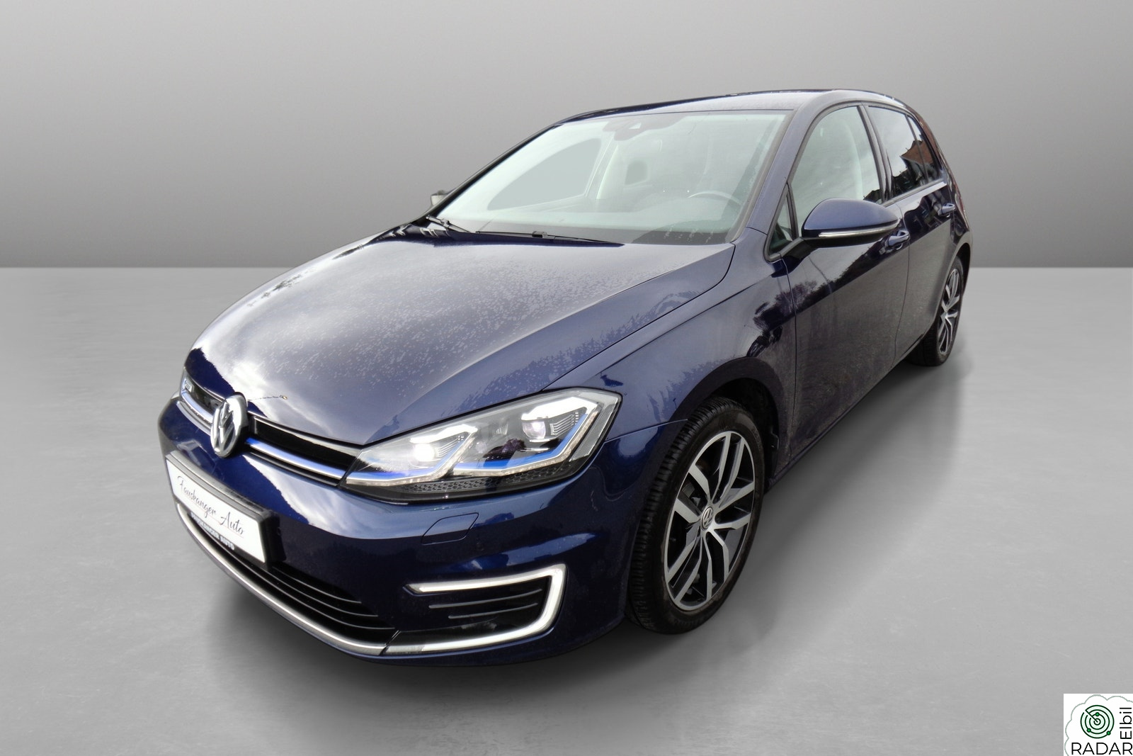 VOLKSWAGEN GOLF EXCLUSIVE ACC SKINN NAVI RYGGEKAMERA APP-CONNECT DAB+