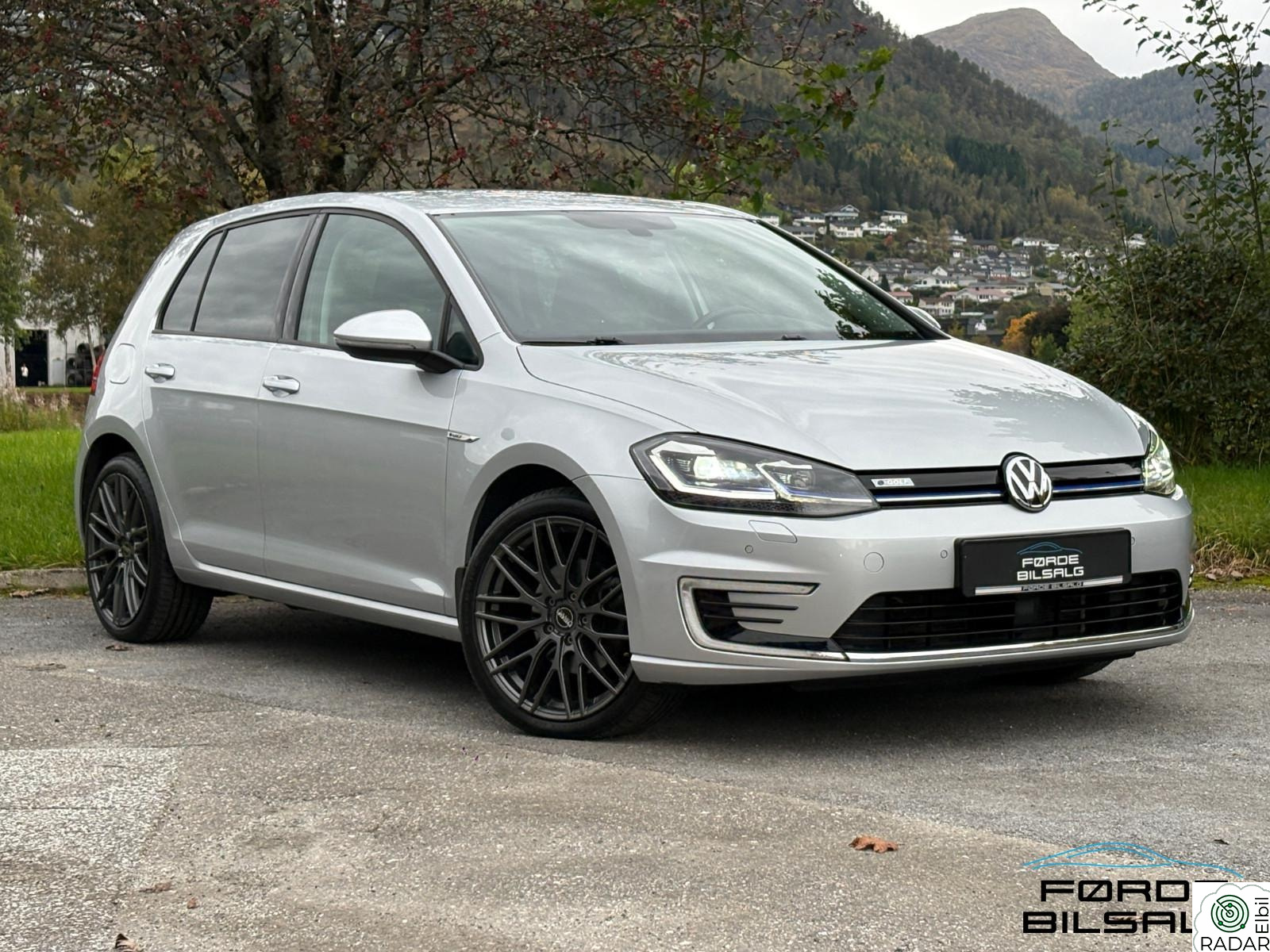 VOLKSWAGEN GOLF EL 136HK / Ryggekamera/Adaptiv Cruise/