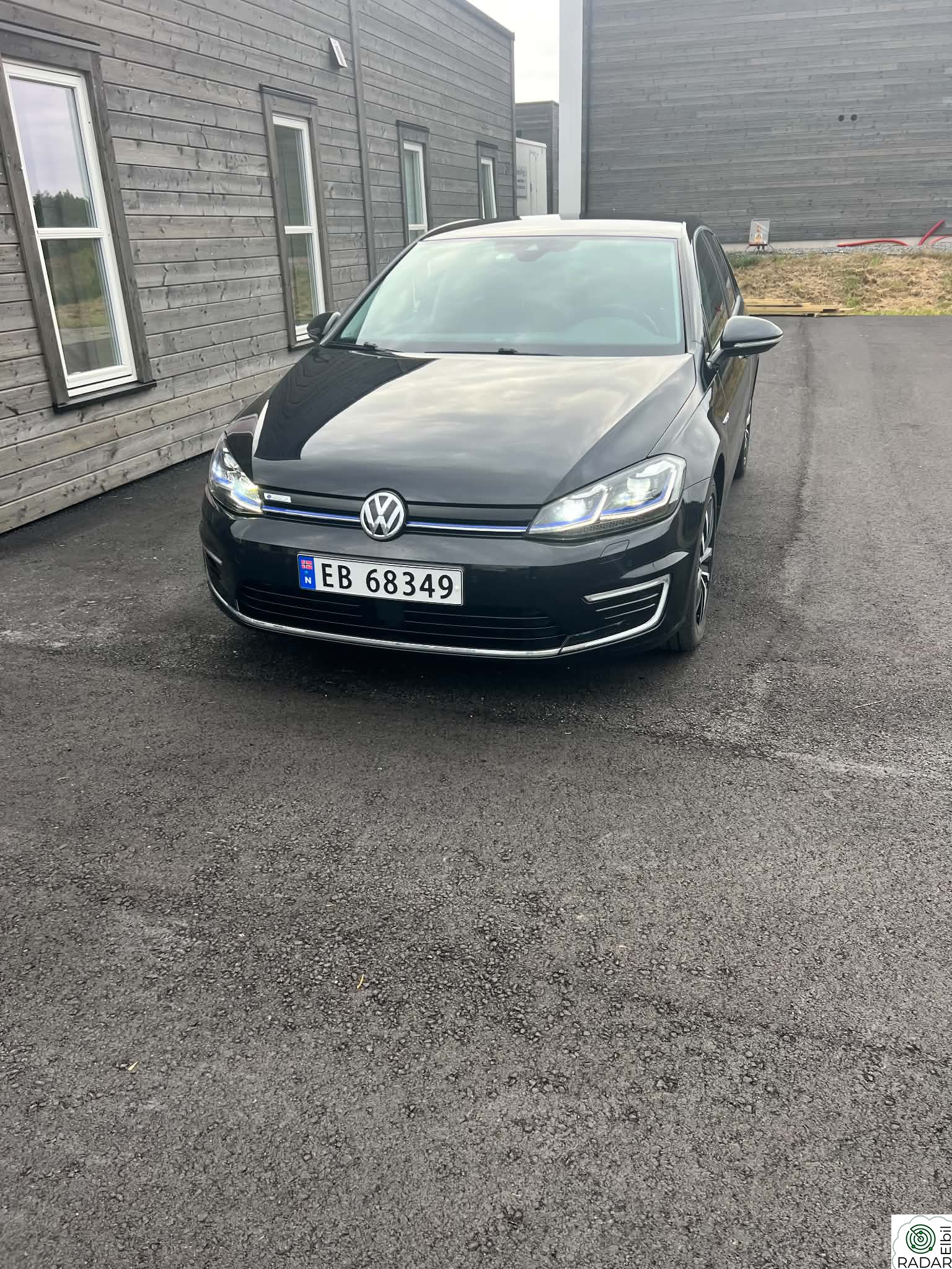 VOLKSWAGEN GOLF Exclusive edition