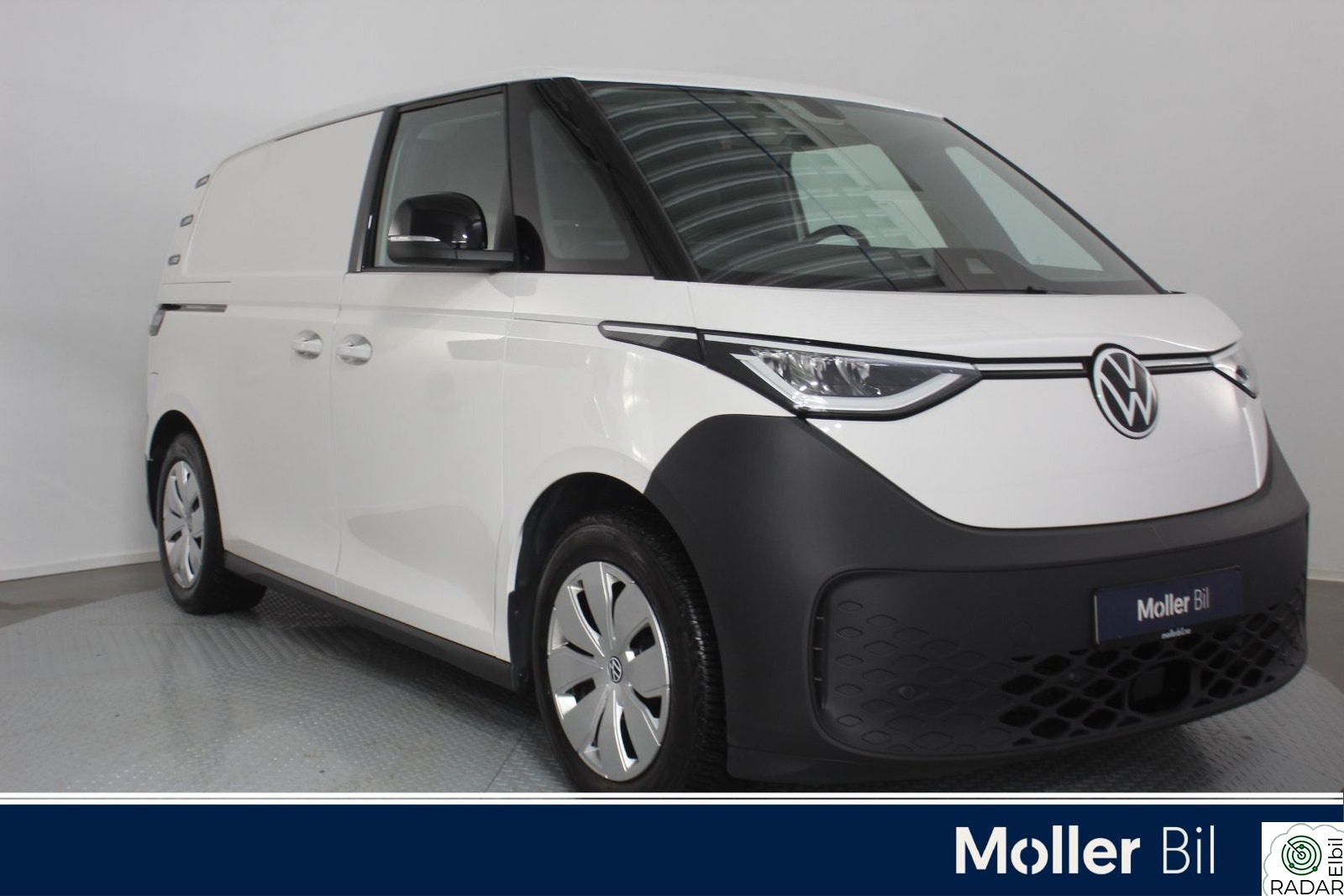 VOLKSWAGEN ID.BUZZ CARGO PRO 4MOTION 340hk 79kWh 3seter 4Motion - R.kam, ACC, Krok, LED