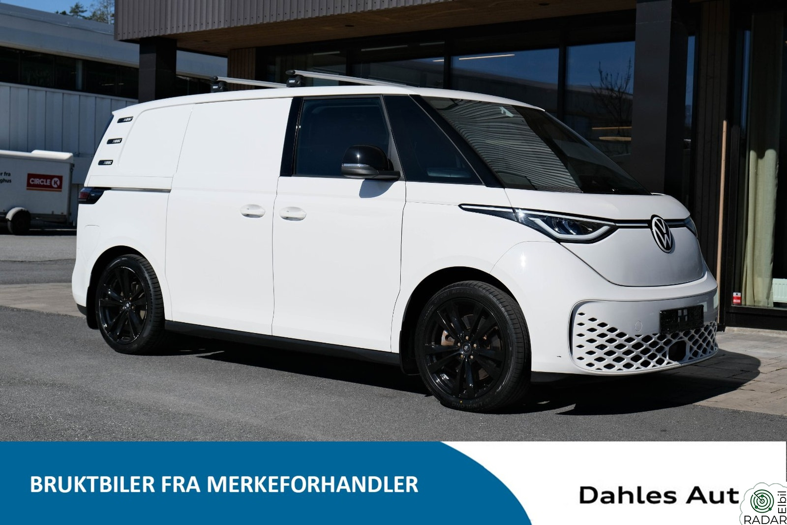 VOLKSWAGEN ID. BUZZ CARGO 150 KW 77kwh 204 hk - INNREDNING SKUFFER/REOL/HØYT GULV