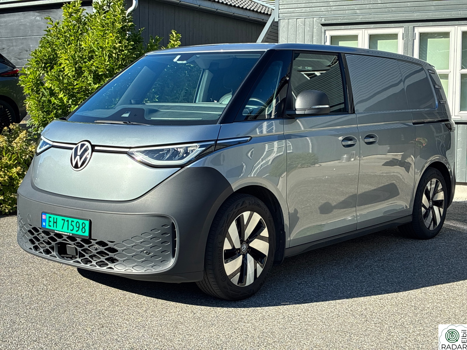 VOLKSWAGEN ID. BUZZ CARGO 150 KW 77 kWh 204hk