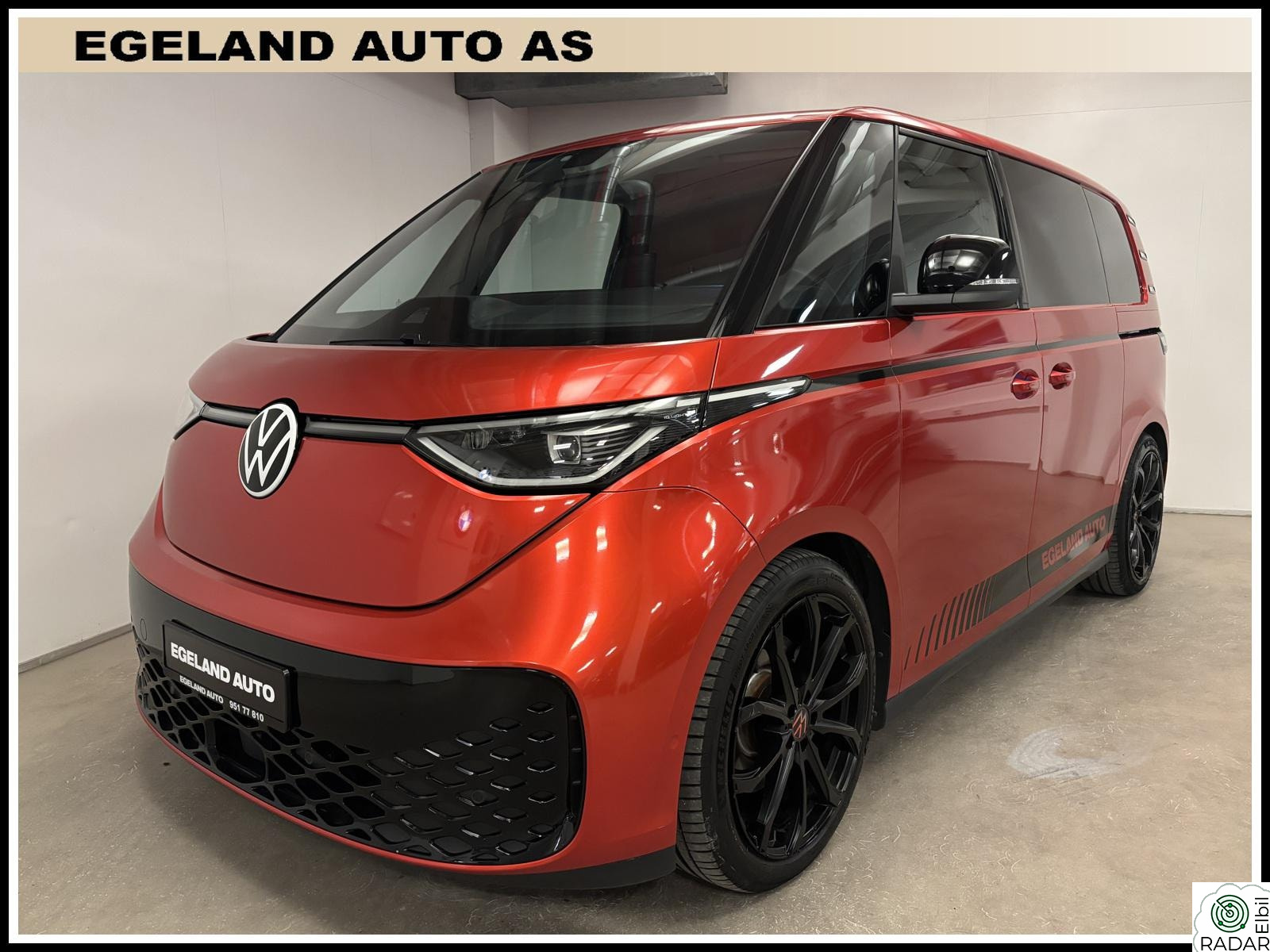VOLKSWAGEN ID. BUZZ CARGO 150 KW Cargo 77kWh 3seter 2x Skyvedør ACC Krok Senket 21" ++