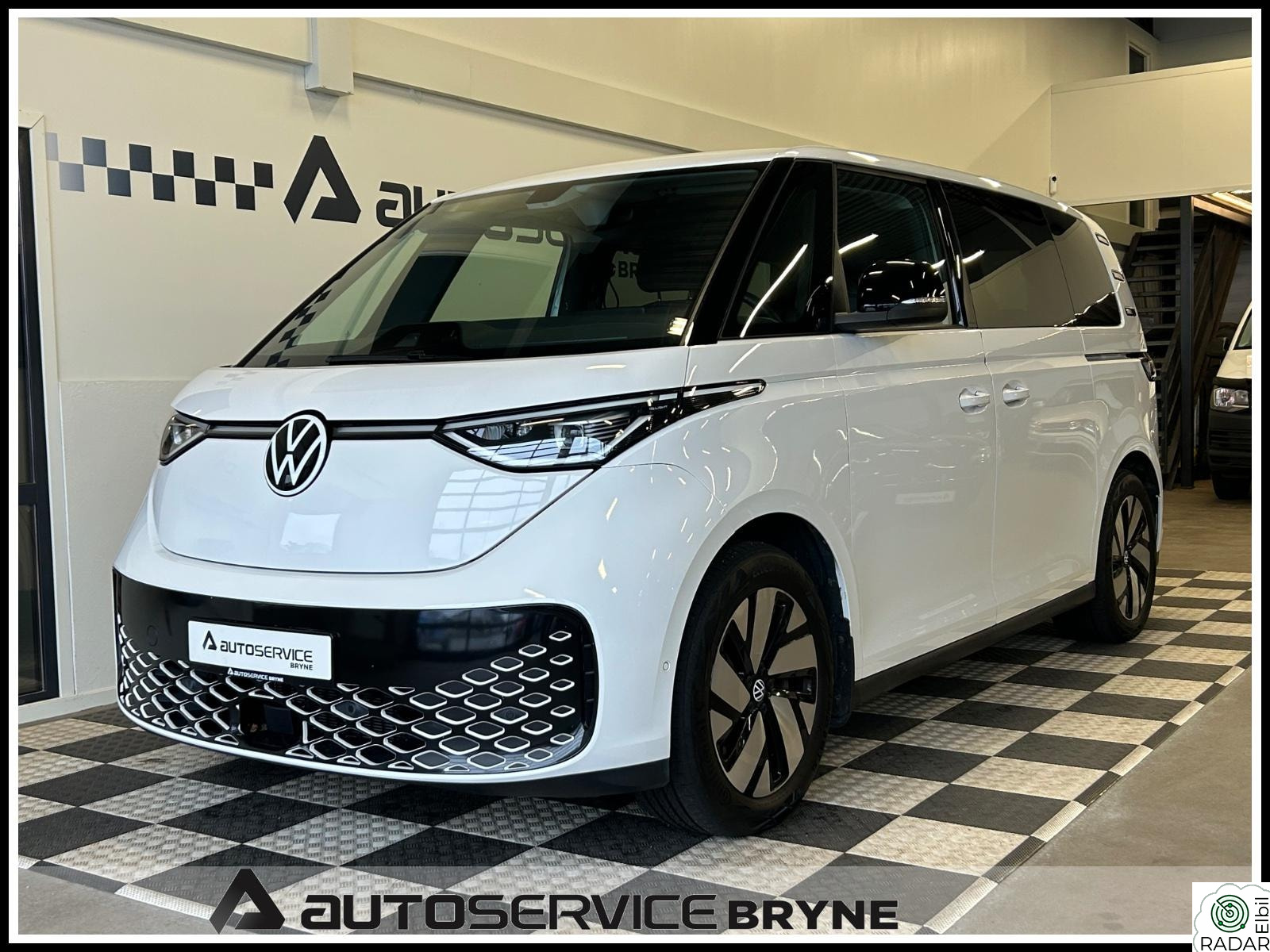 VOLKSWAGEN ID. BUZZ PRO 150 KW PRO 150 KW/ 5 Seter/Navi/R.kamera/H.Feste