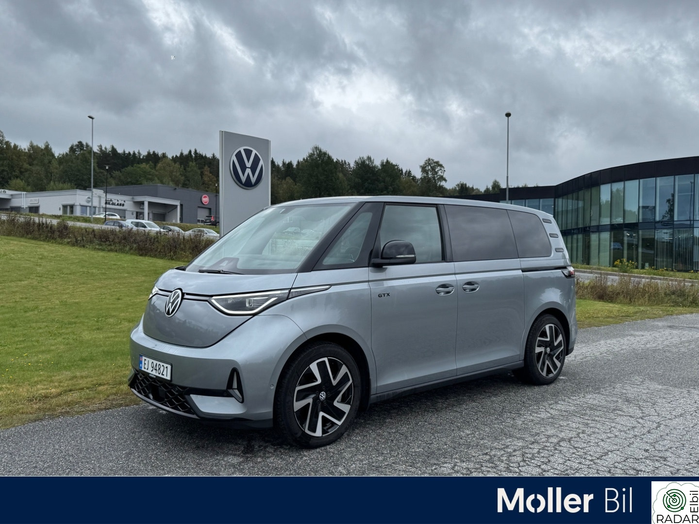 VOLKSWAGEN ID. BUZZ GTX KR 250 kW ID.Buzz GTX KORT/ 6s/ 340hk/ H&K/ 1800 kg/ DEMO