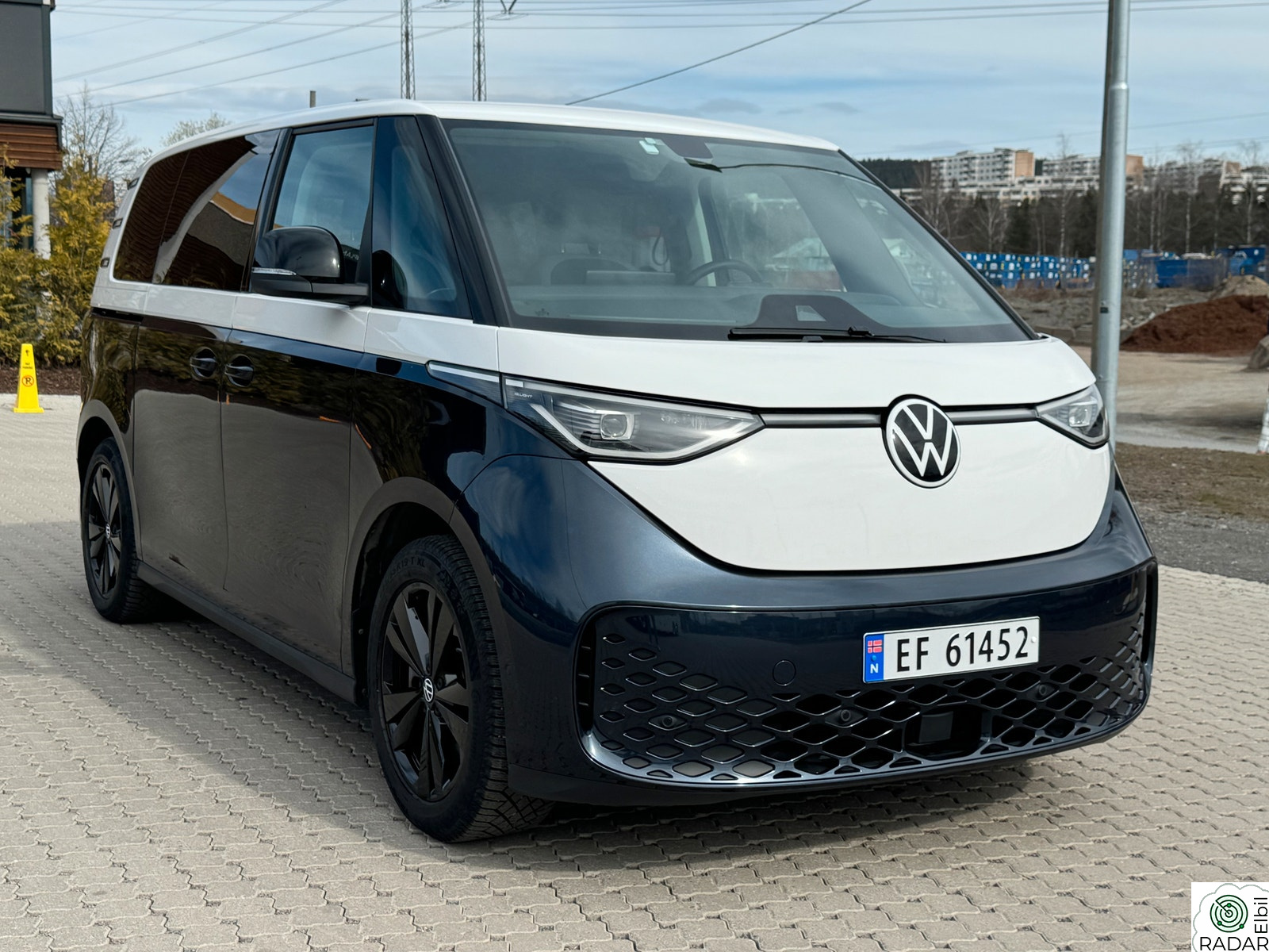 VOLKSWAGEN ID. BUZZ PRO 150 KW Pro 77kWh 204hk|LEDMatrix|Hfeste|ElSeter++