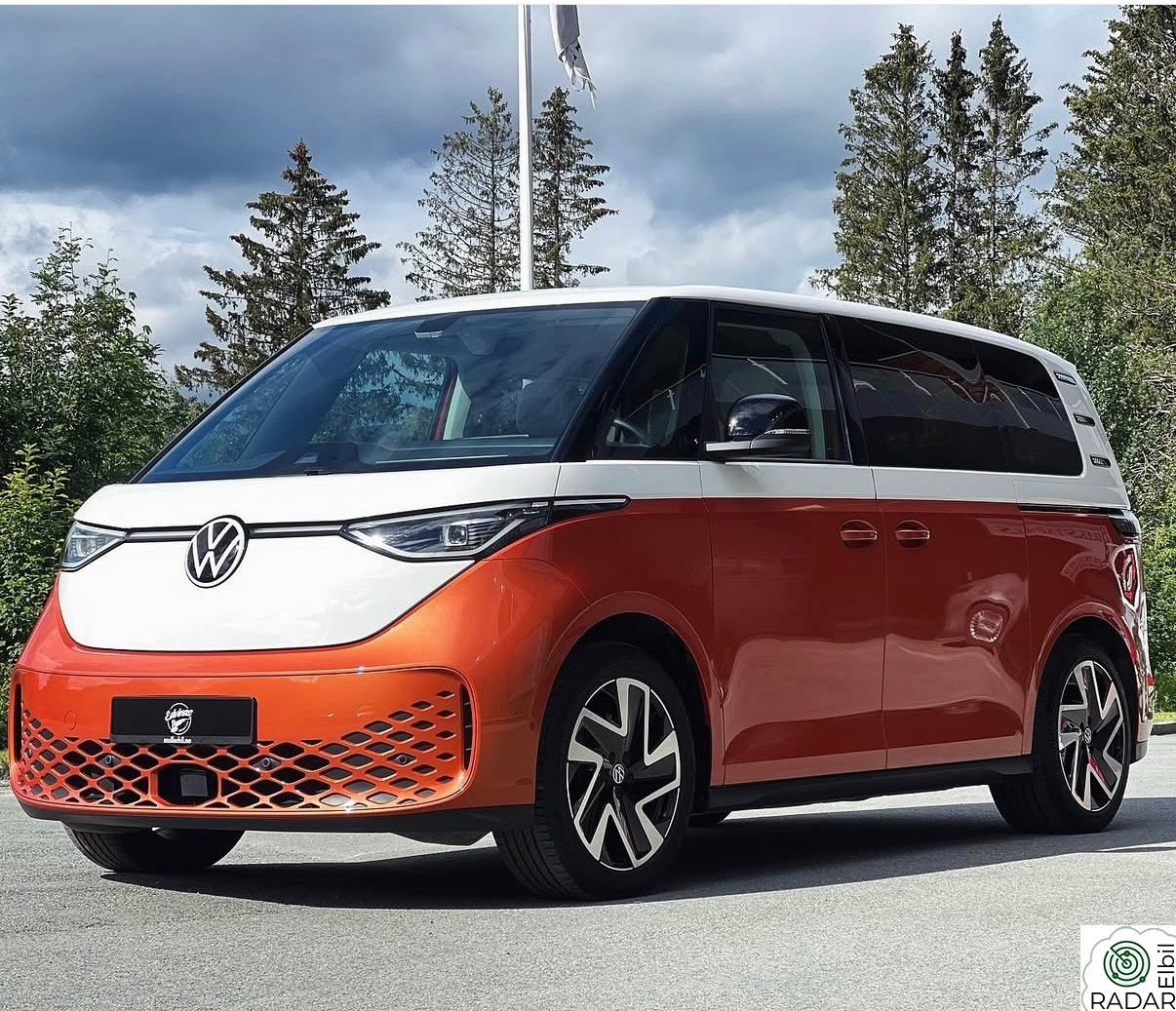 VOLKSWAGEN ID. BUZZ PRO 150 KW Naf Test | El. skyvedører | IQ.LIGHT | Hengerfeste