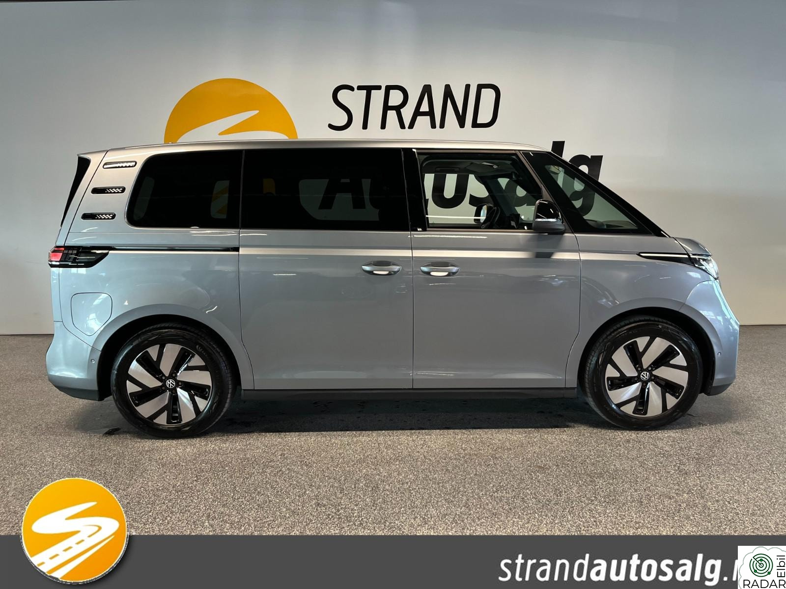 VOLKSWAGEN ID. BUZZ PRO 150 KW Pro 77kWh 204hk 5-seter 414km WLTP Ryggekam ACC Krok+