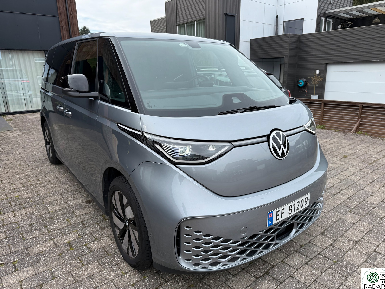 VOLKSWAGEN ID. BUZZ PRO 150 KW Pro 77kWh 204hk