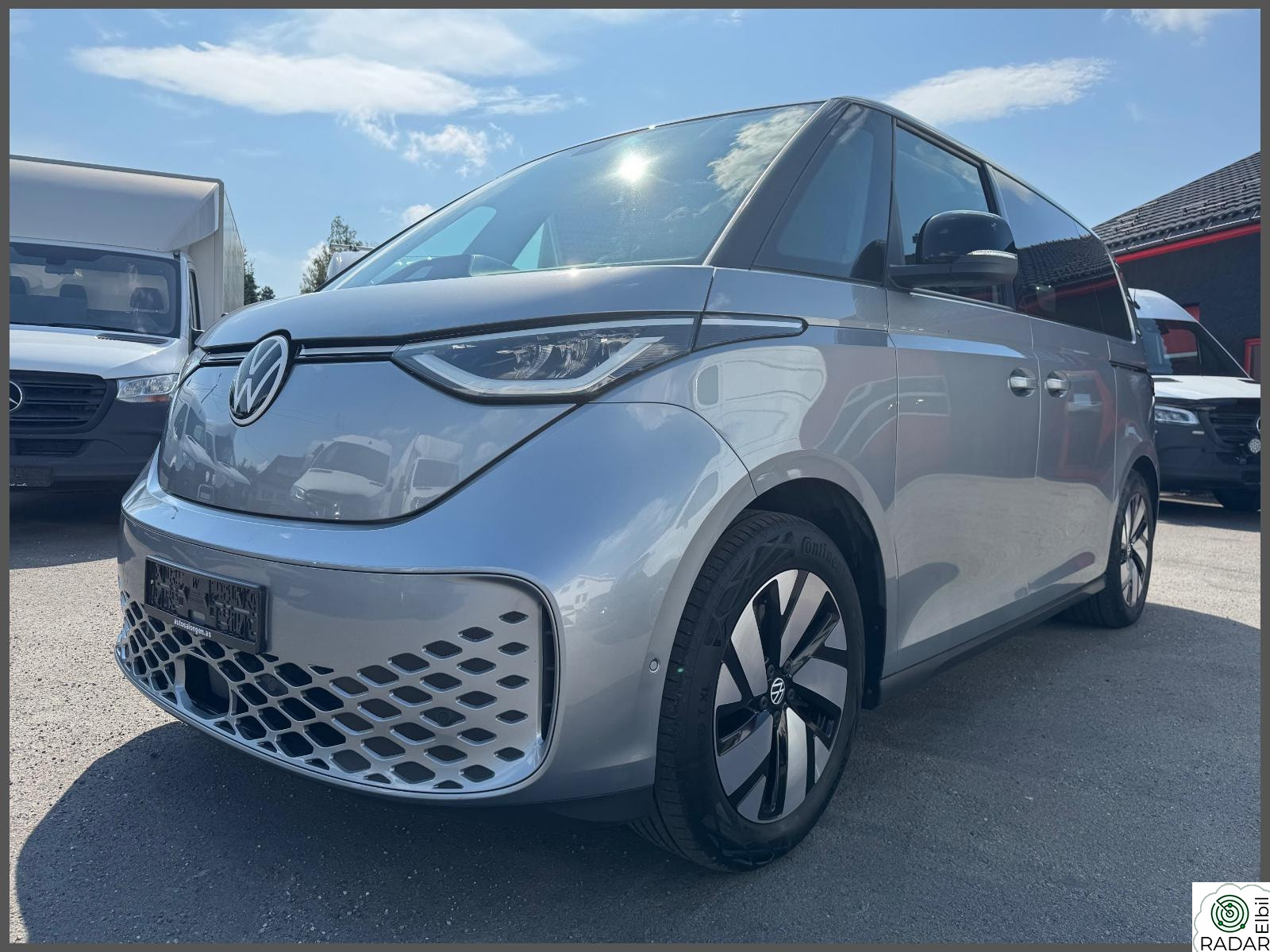 VOLKSWAGEN ID. BUZZ PRO 150 KW PRO 150 KW/204HK/HENGERFESTE ADAPTIV CRUISE RYGGEKAMERA