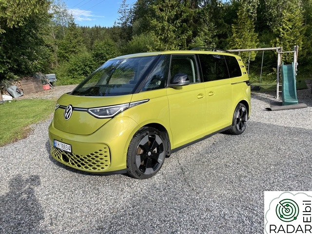 VOLKSWAGEN ID. BUZZ PRO 150 KW Pro, comfort,  77kwh, 204hk, 4 kamera, hengerf.