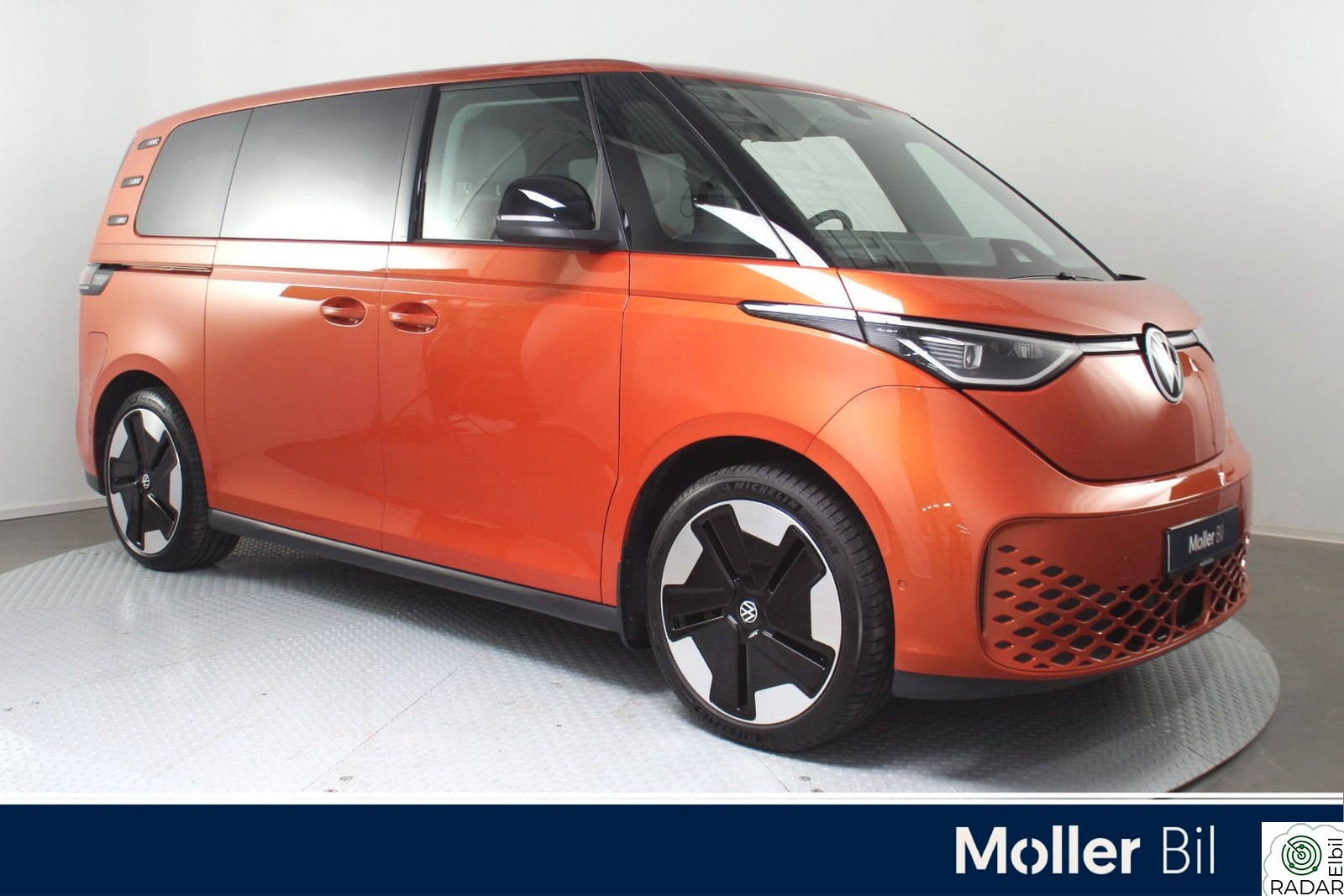 VOLKSWAGEN ID. BUZZ PRO 150 KW Pro 77kWh 204hk - R.Kam, Matrix, Krok, Komfortseter