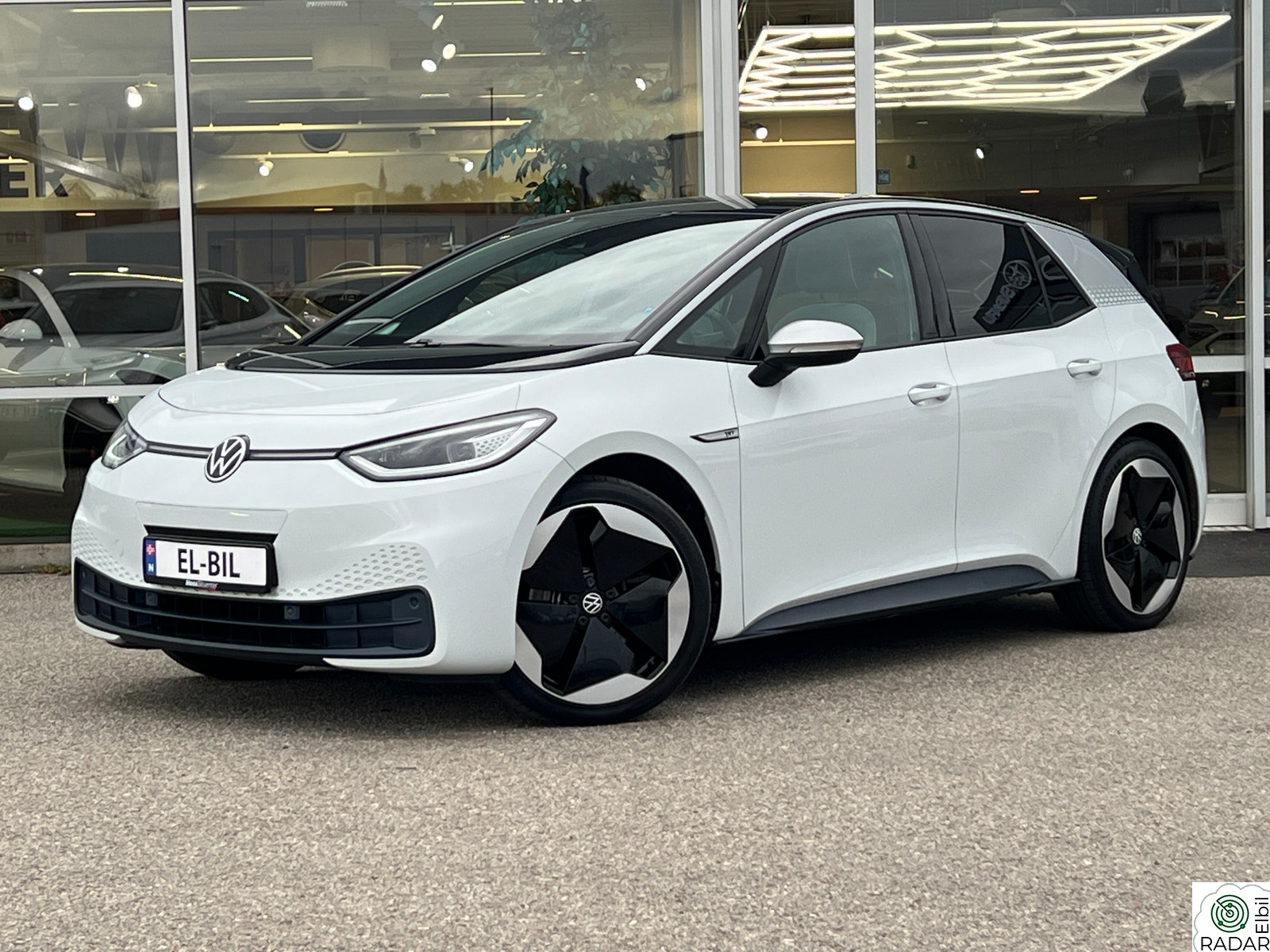 VOLKSWAGEN ID.3 PRO 150 KW 1st Max/lav km/strøken!