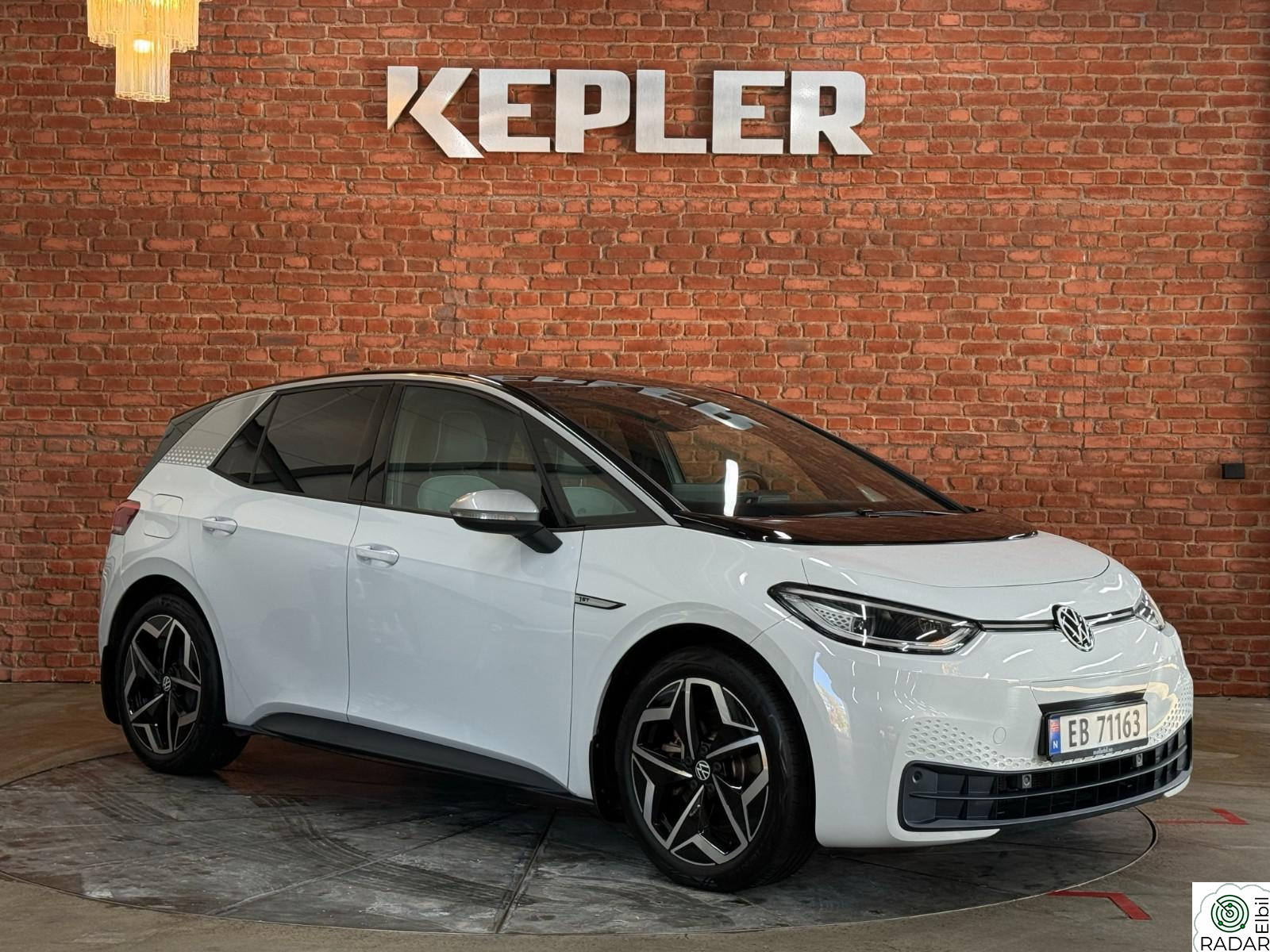 VOLKSWAGEN ID.3 PRO 150 KW PRO 150kw 1st
