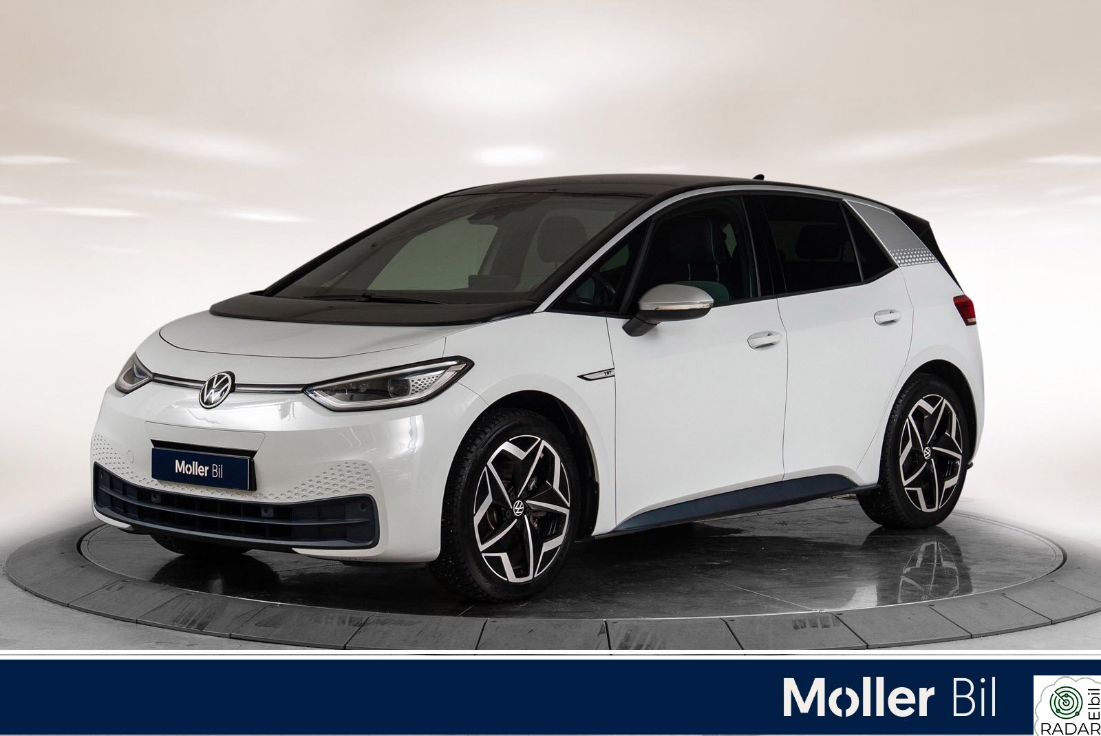 VOLKSWAGEN ID.3 PRO 150 KW 1st plus - R.kam, Matrix, Navi, Keyless