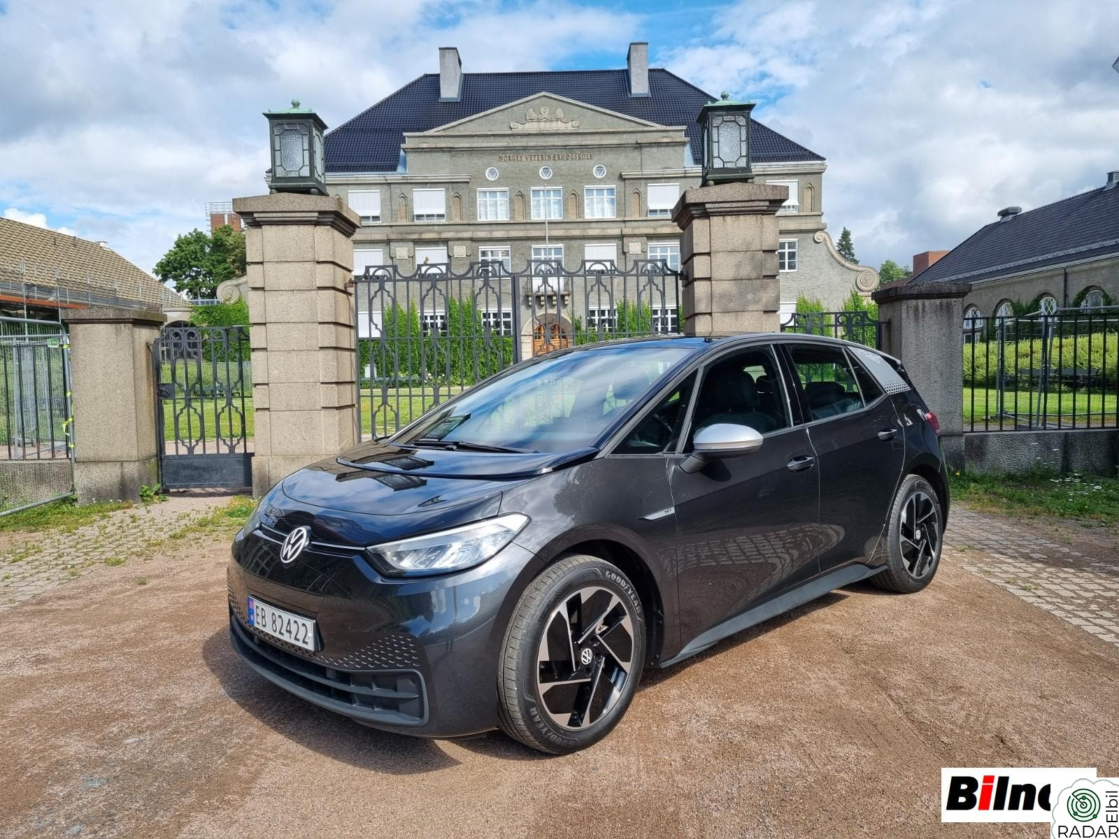 VOLKSWAGEN ID.3 PRO 150 KW 1.ST 58 KWh // 422 km WLTP // Adp.Cruise // Lane assist